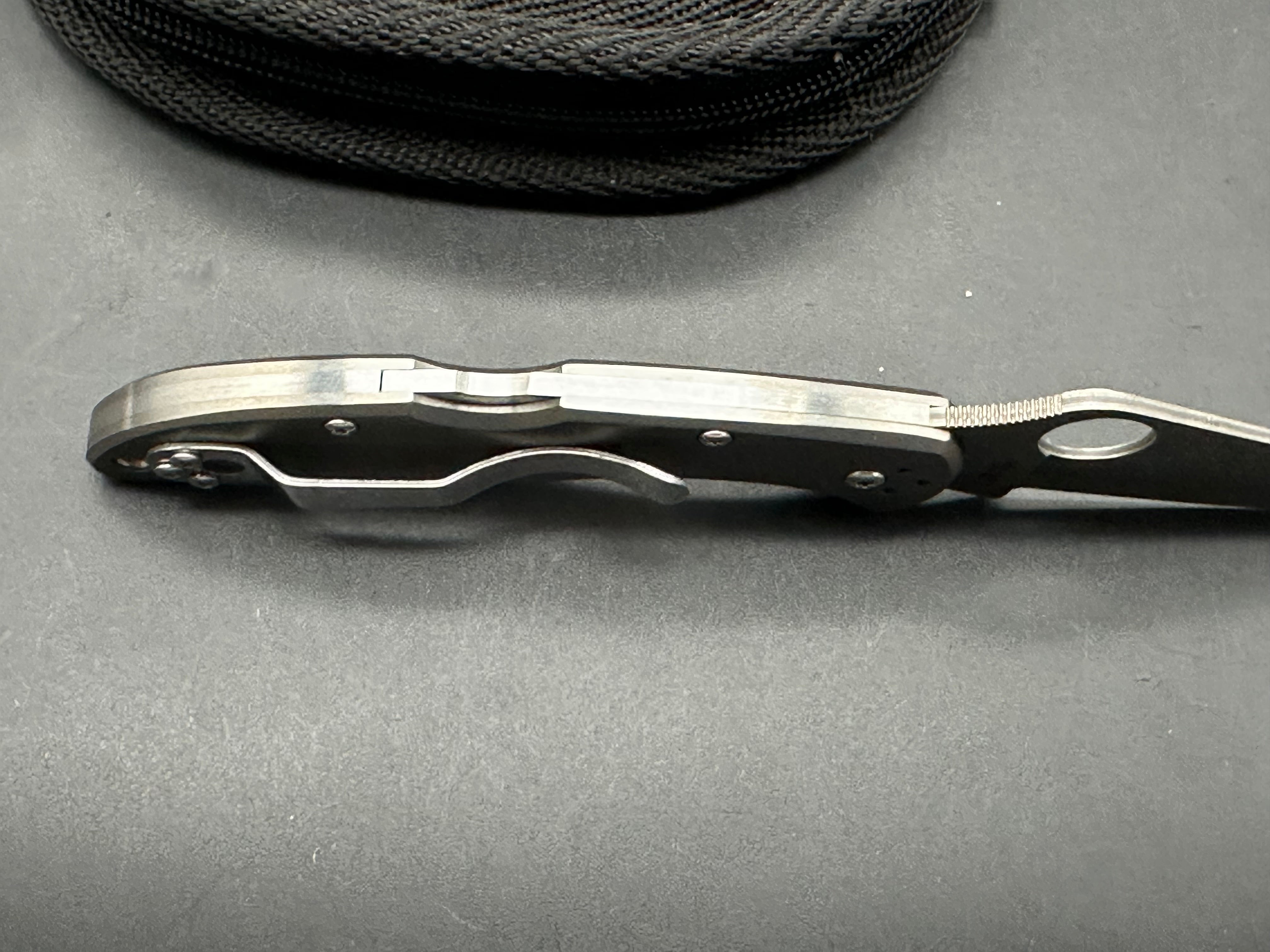 Spyderco Delica 4 Lockback Knife Titanium (2.95" Damascus)