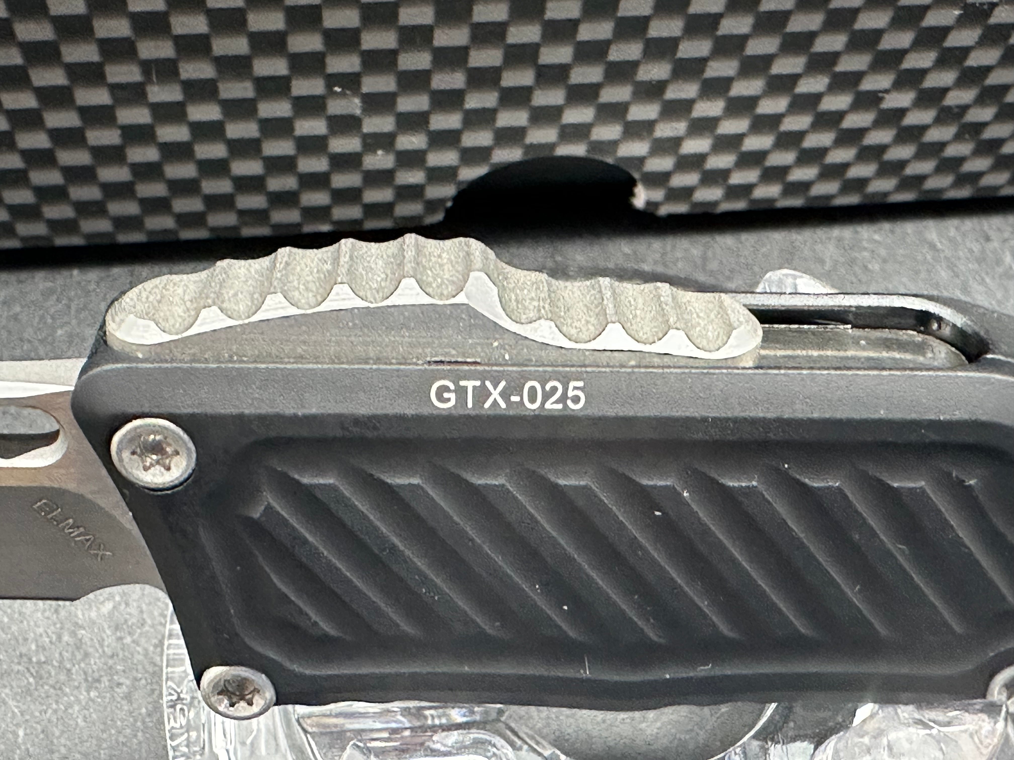 Guardian Tactical GTX-025 OTF Automatic Knife (2.5") numbered Blade Show Special