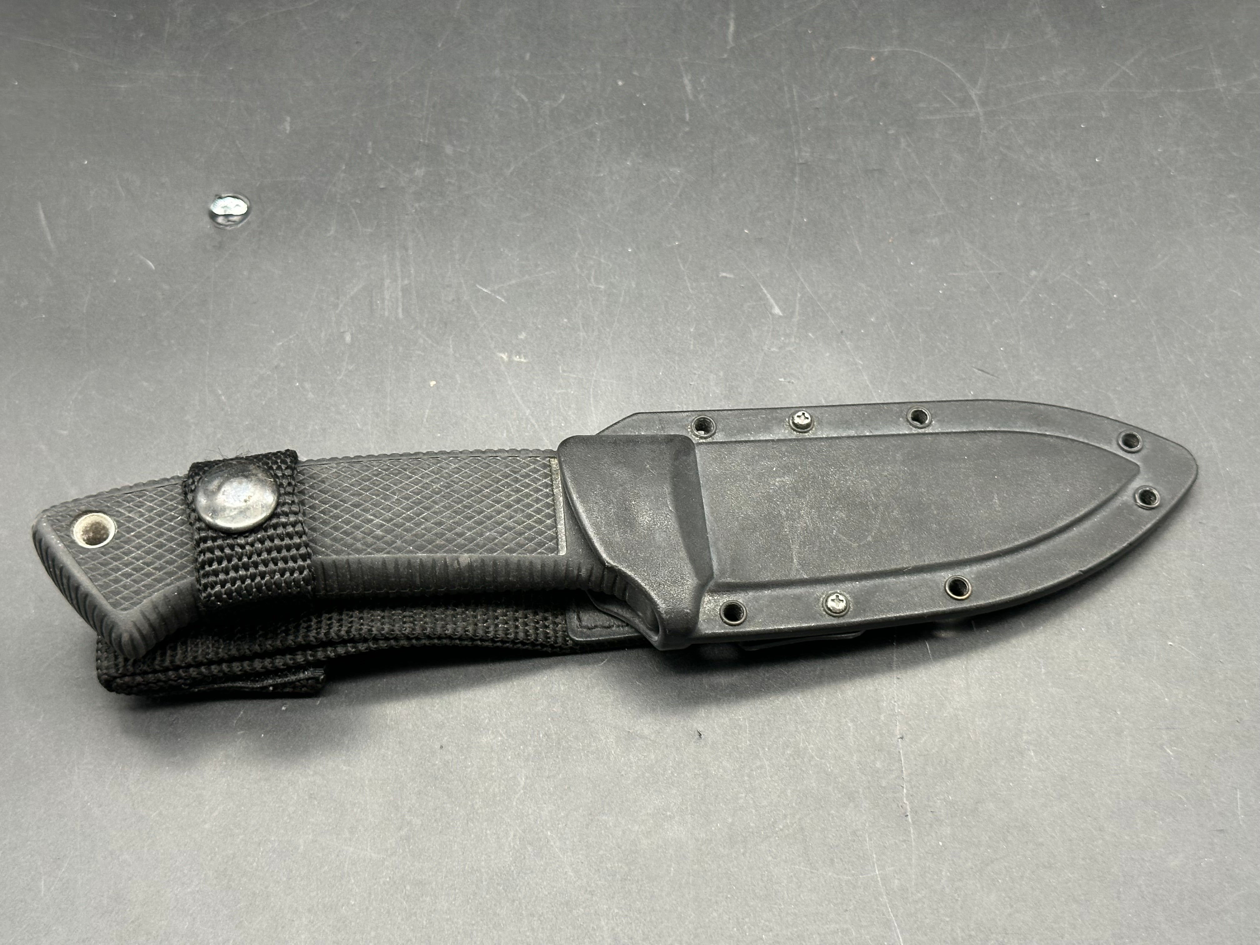 Cold Steel - Pendleton Hunter fixed blade