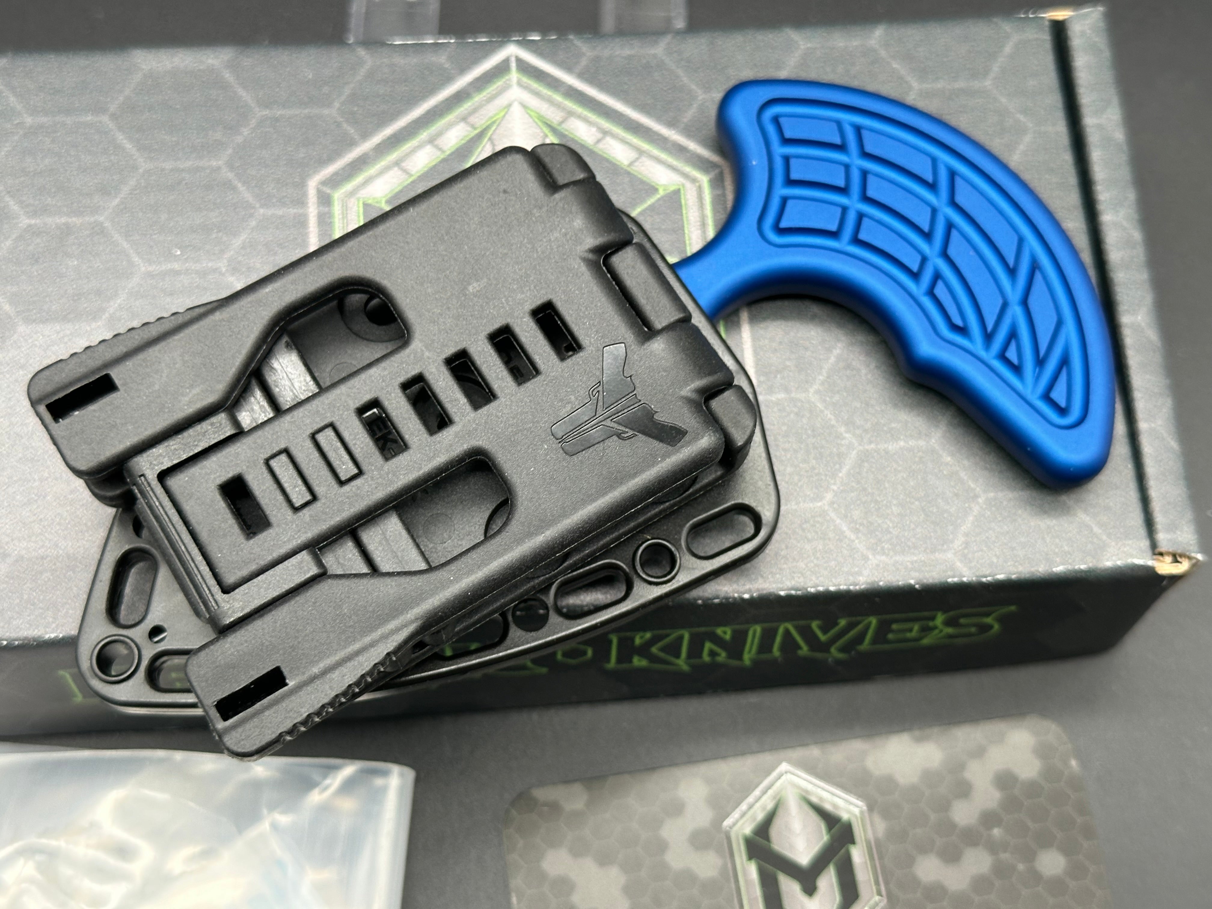 Heretic Sleight H050-6A-BLU 20CV, Blue Aluminum, TekLock Clip