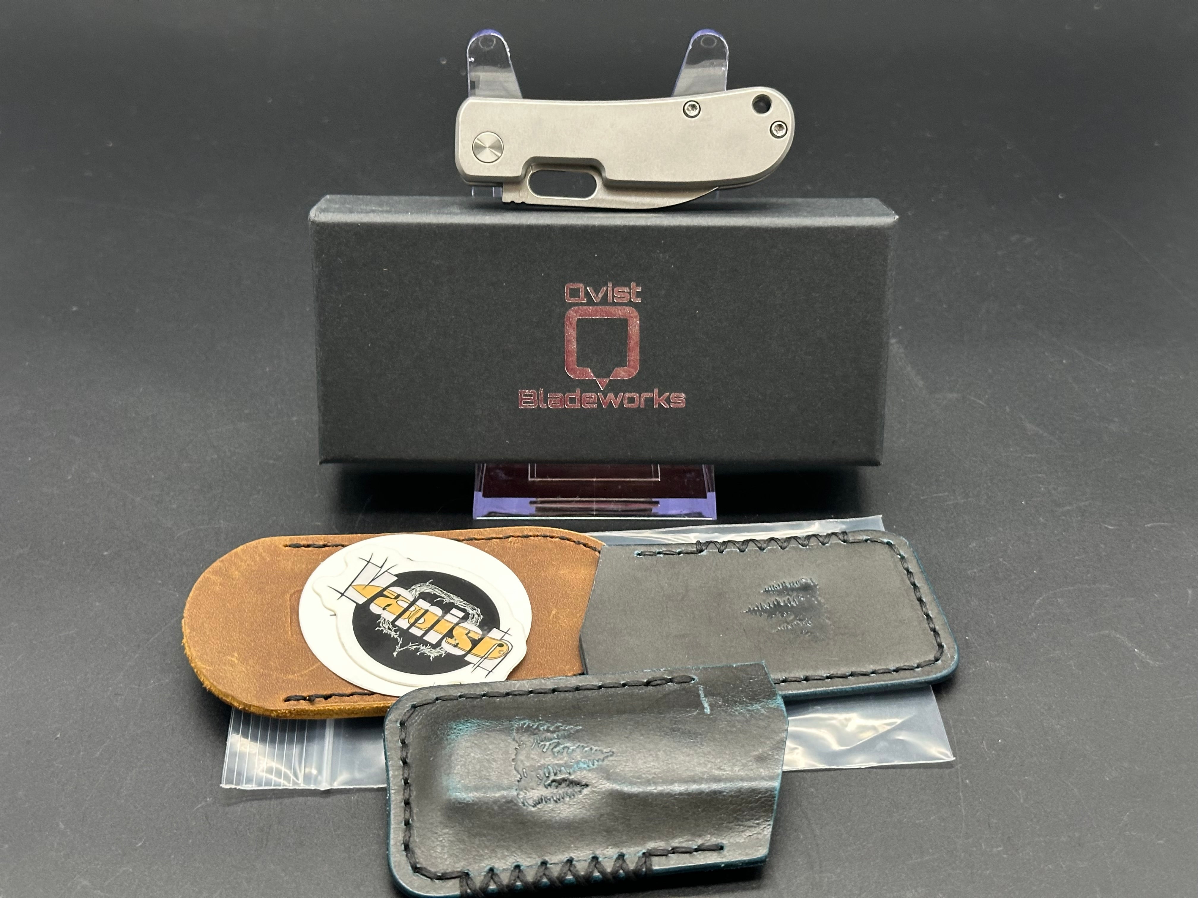 Qvist Vanish Slipjoint titanium handle w/20CV blade