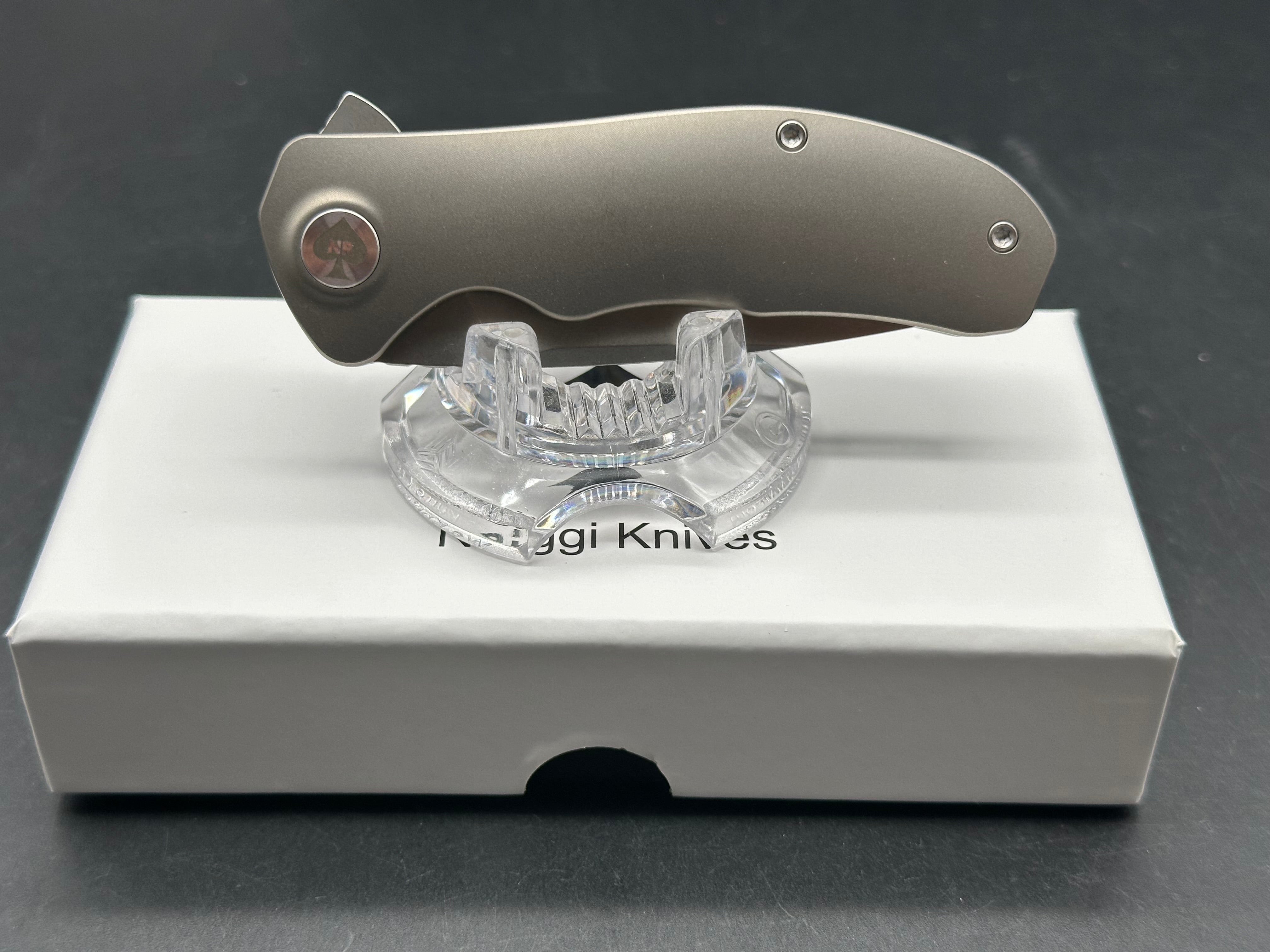 NRiggi Knives "JERSEY" Titanium handle w/M390 blade