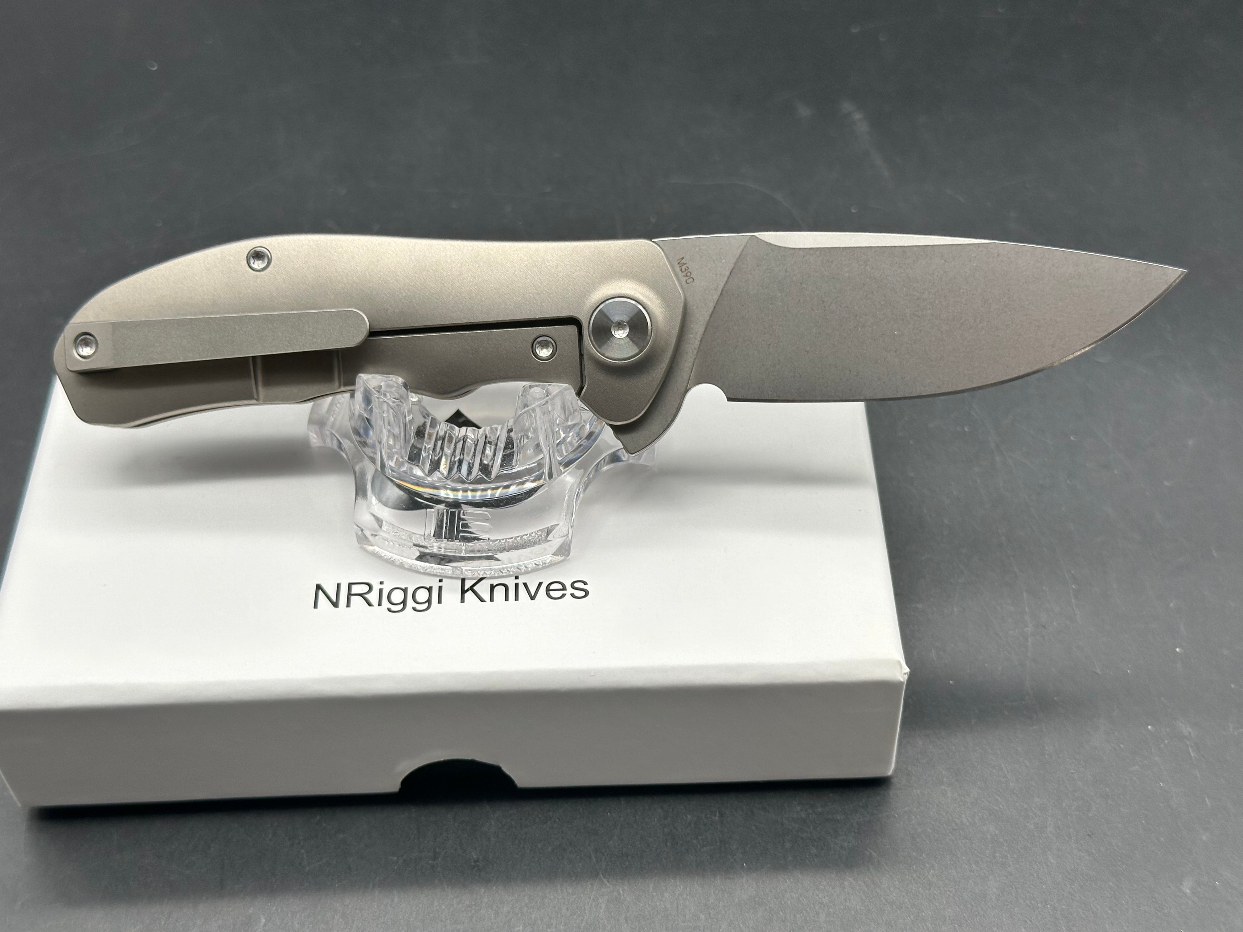NRiggi Knives "JERSEY" Titanium handle w/M390 blade