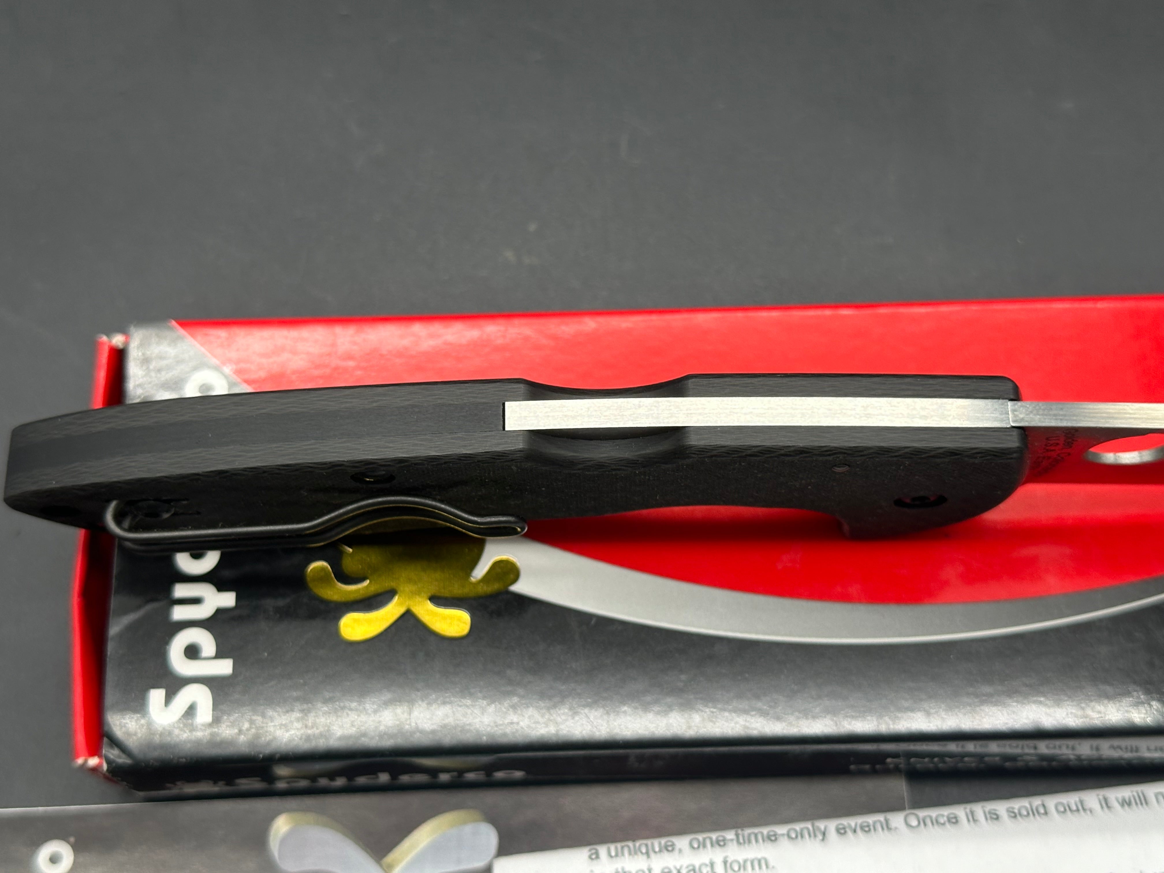 Spyderco Siren Lockback Knife Sprint Run Carbon Fiber (3.6" Satin S90V)