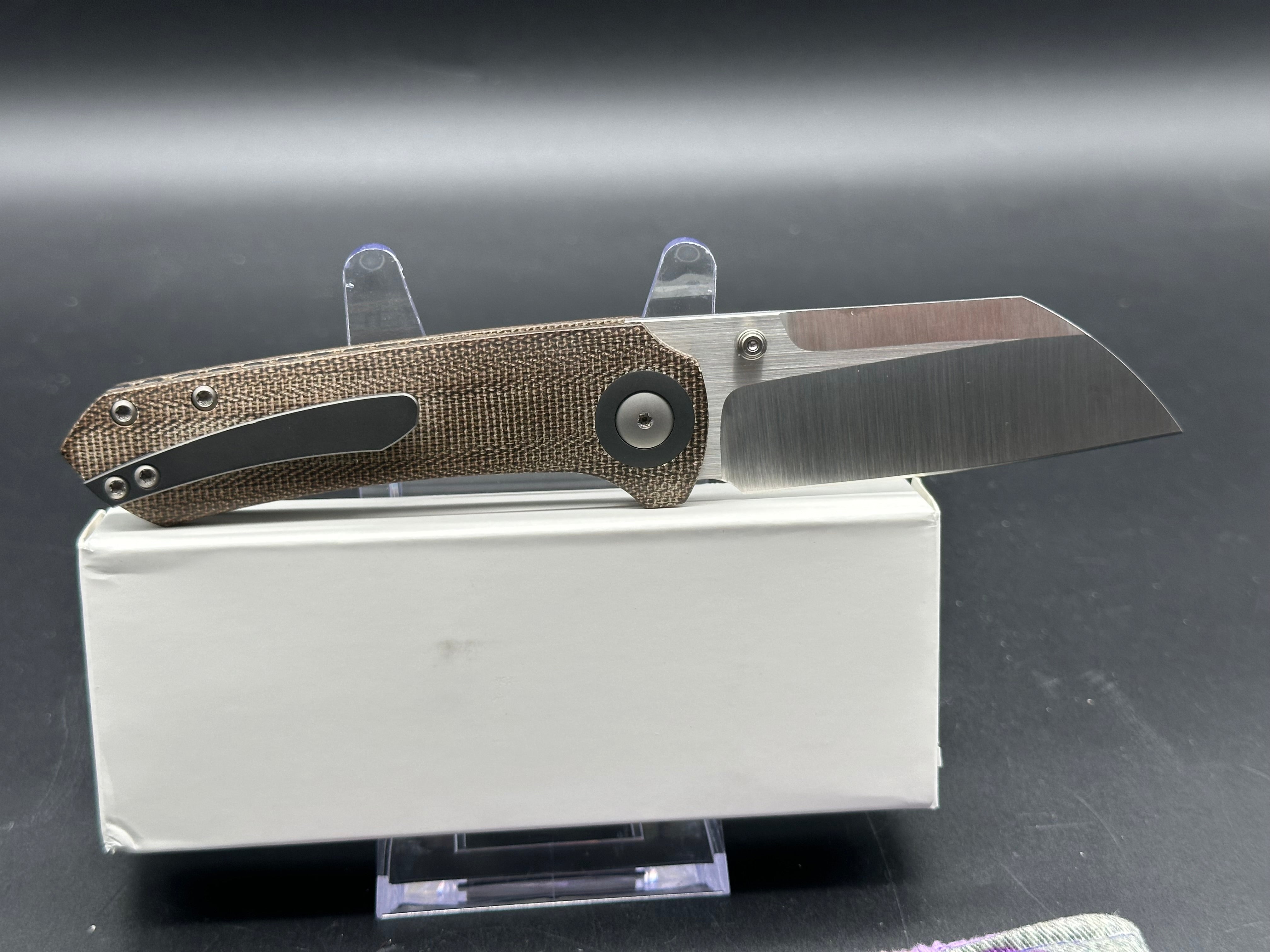 CK Maverick green micarta