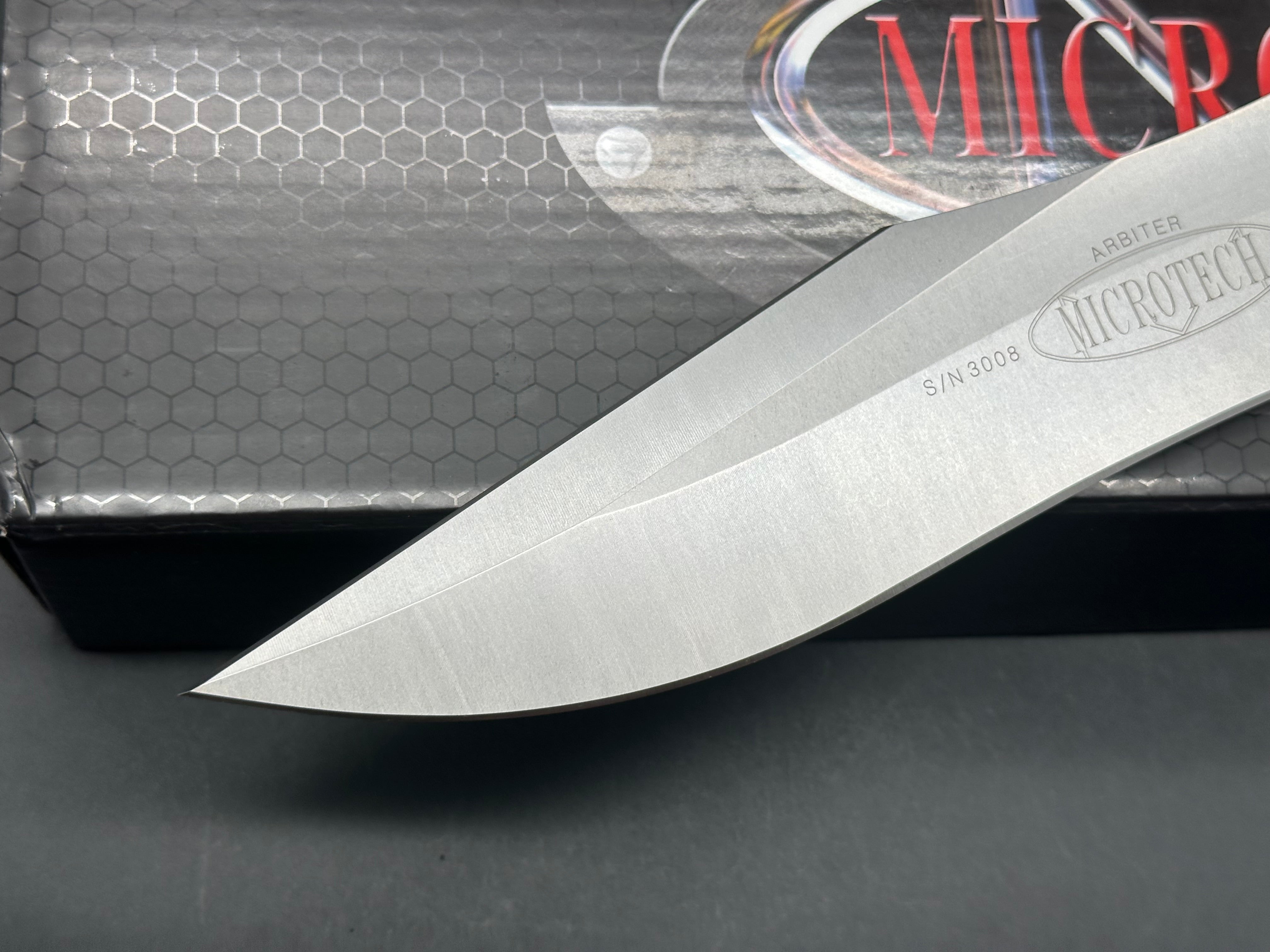 Microtech Arbiter Fixed Blade Knife Black G-10 (8.75" SW)