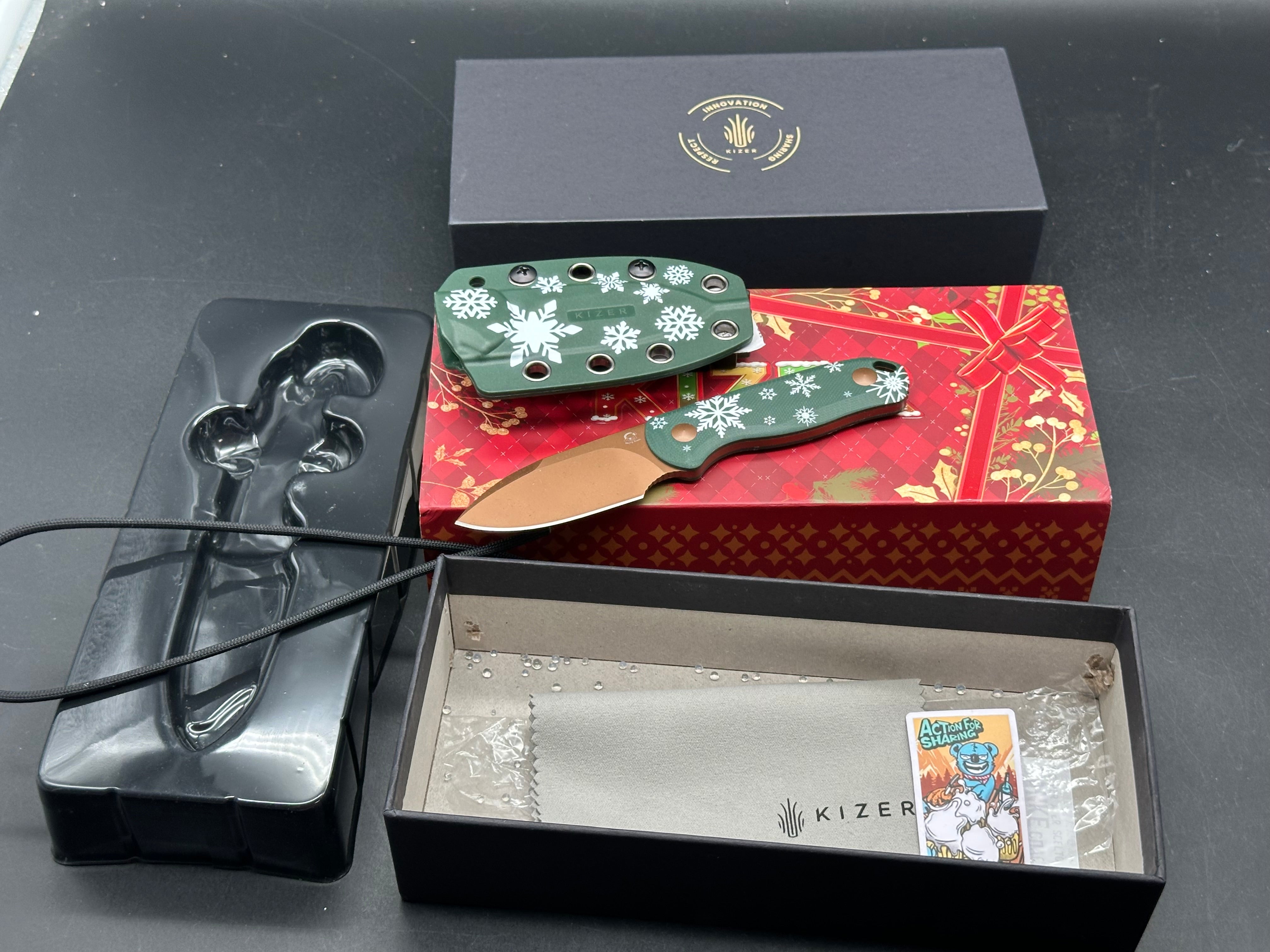 Kizer Merry Christmas Edition small fixed blade