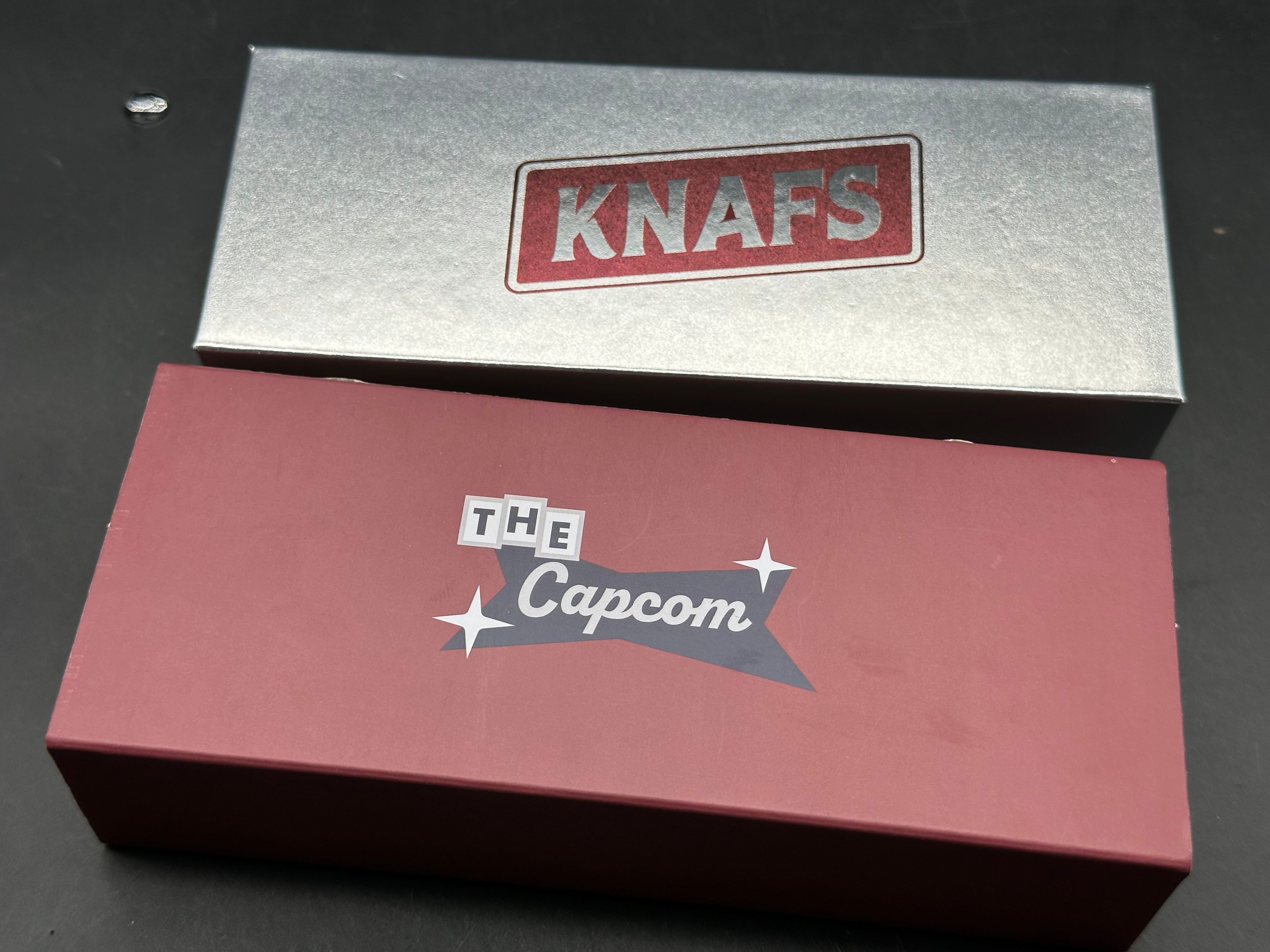 Knafs Capcom, 3.15" Böhler M390 Satin Sheepsfoot Blade with Mission Control Green Milled Aluminum Scales