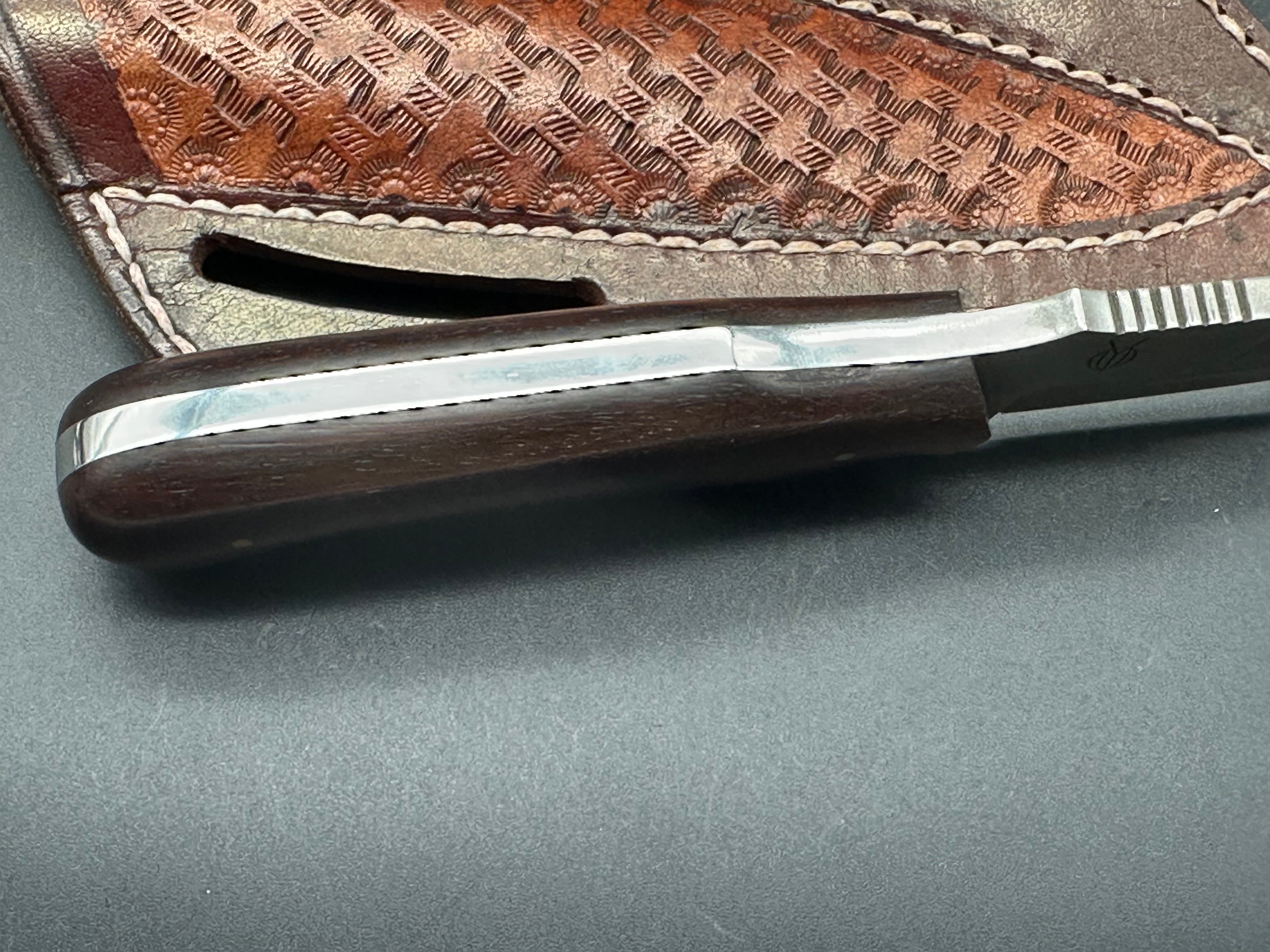 Younique Design “the Hex Mage” rosewood handle w/Wootz steel blade