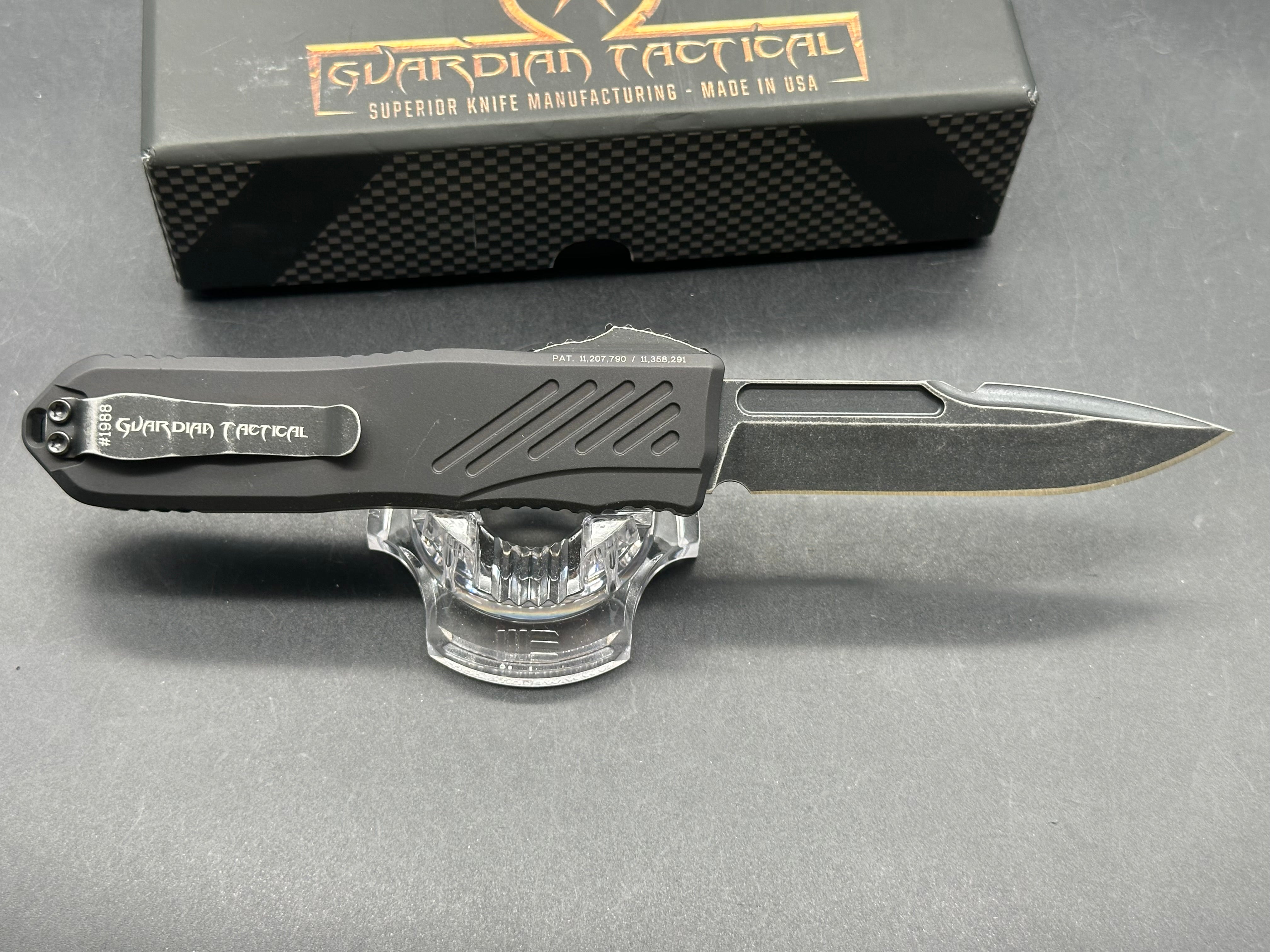Guardian Tactical RECON-035 G2 Single Edge, Magnacut Dark Stonewash Blade, Black Handle