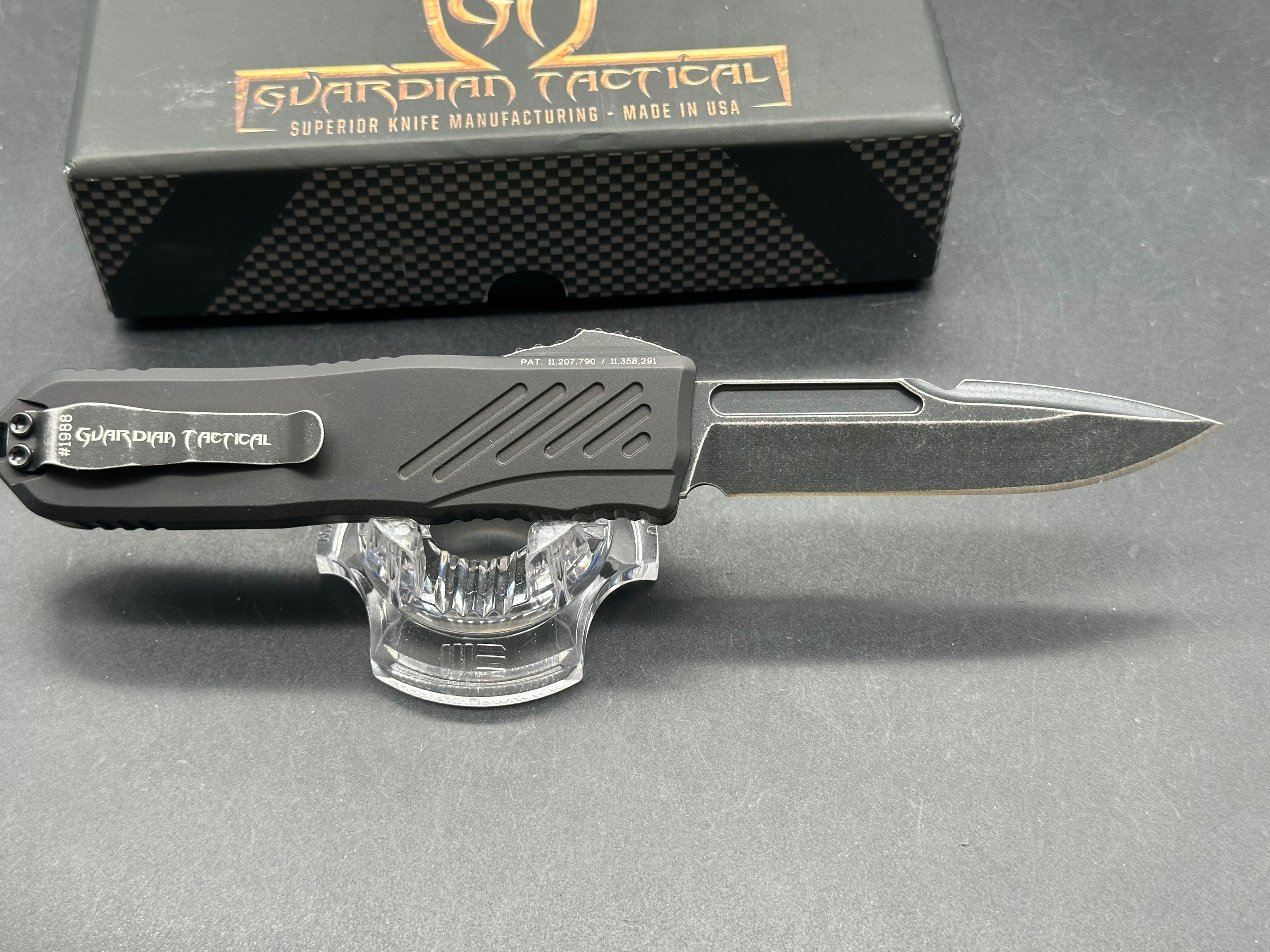 Guardian Tactical RECON-035 G2 Single Edge, Magnacut Dark Stonewash Blade, Black Handle