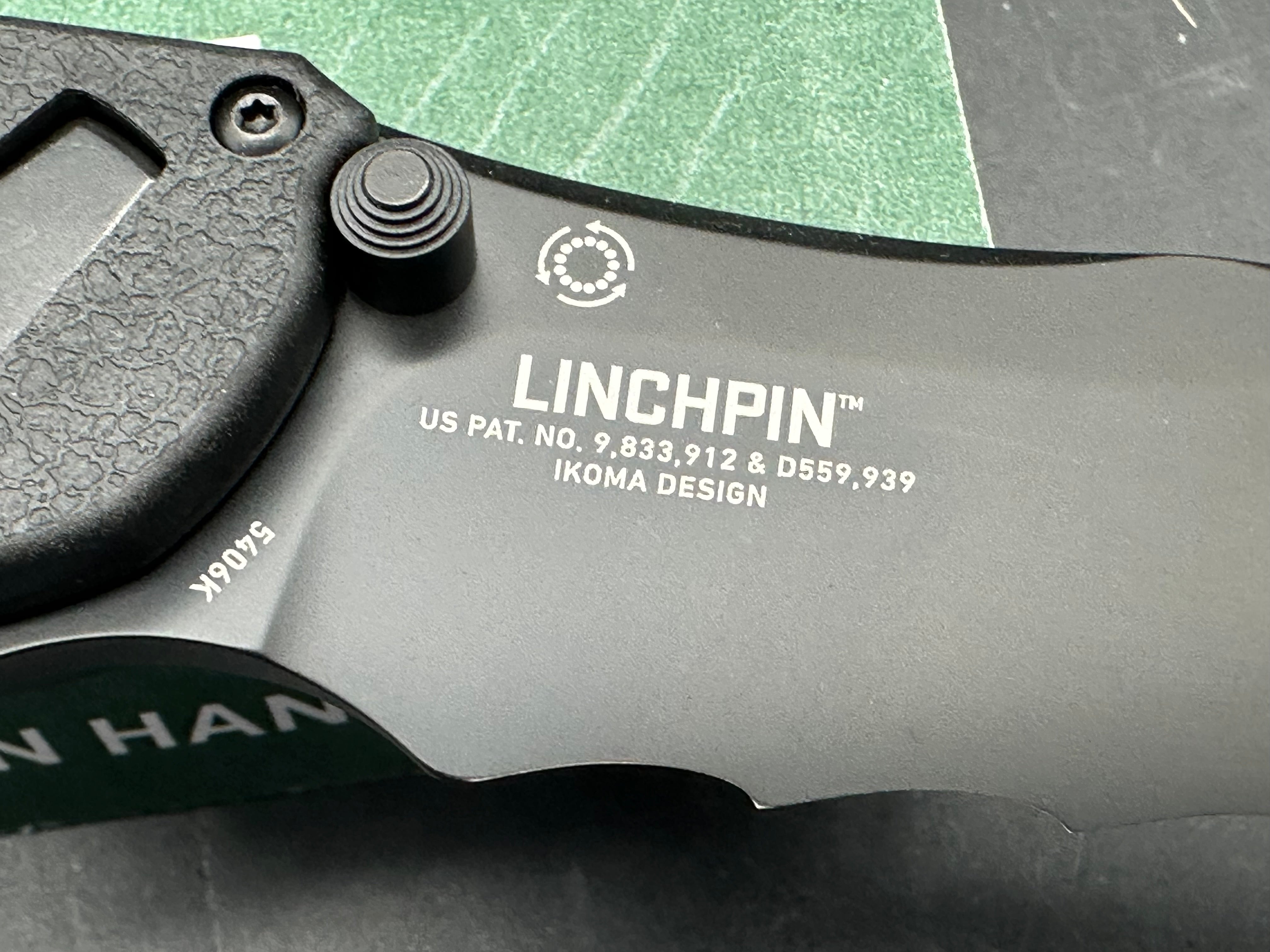 CRKT Linchpin veff serrated