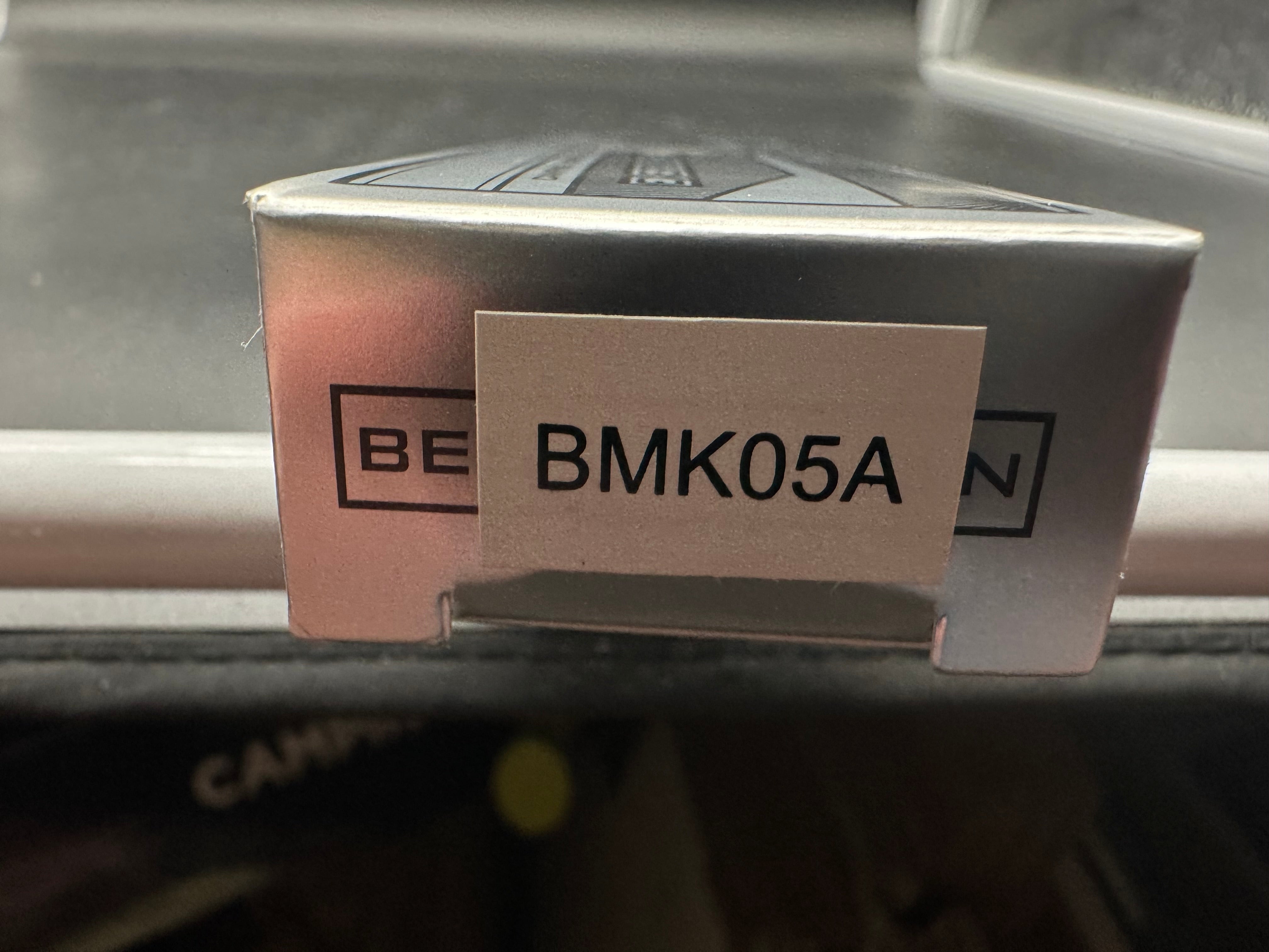 Bestechman Firebird 3.54" D2 Satin Blade with Black G10 Scales