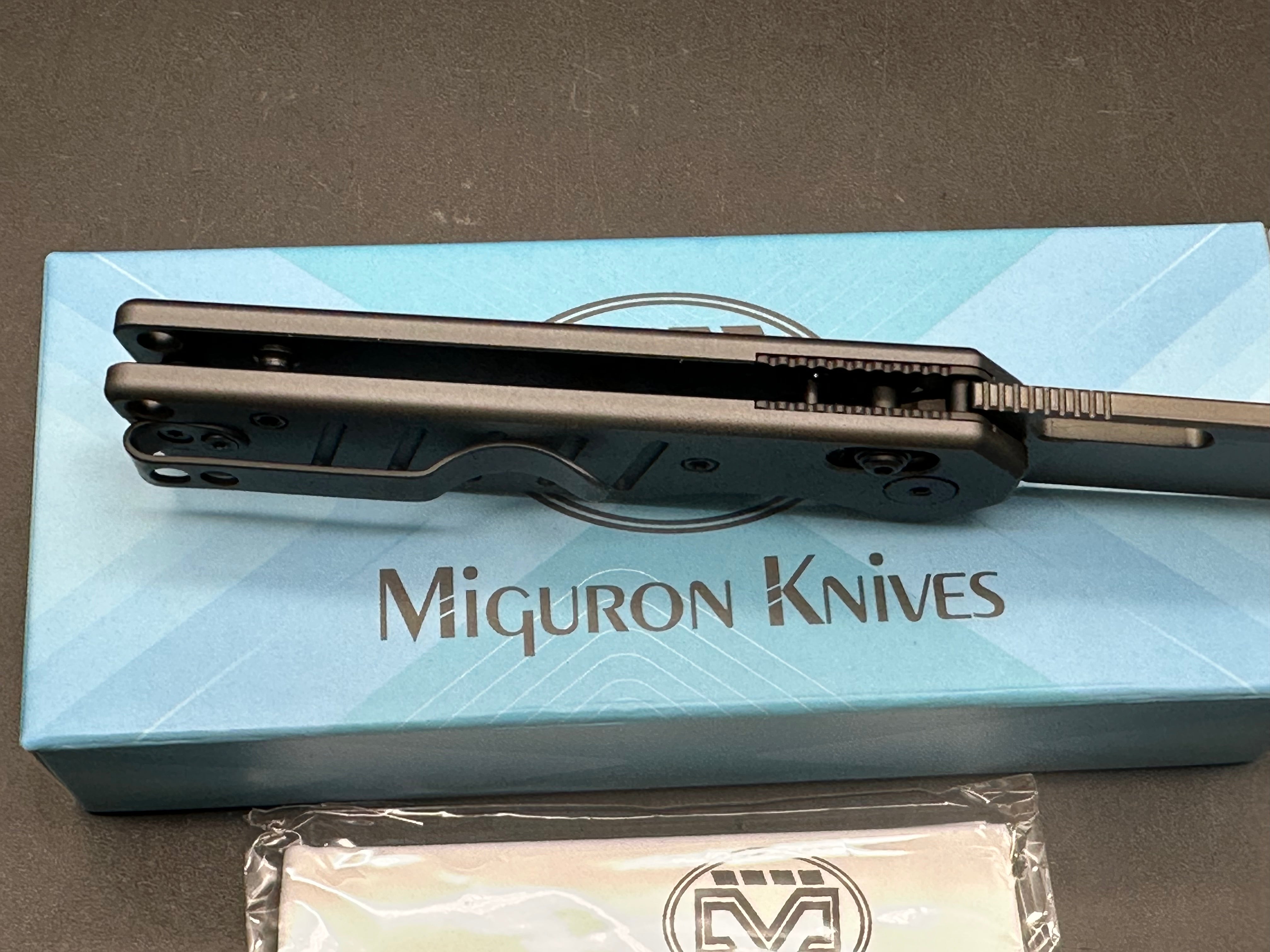 Miguron Gatov 2.81" D2 Dark Gray PVD Blade with Dark Gray Aluminum Scales (Black Hardware)