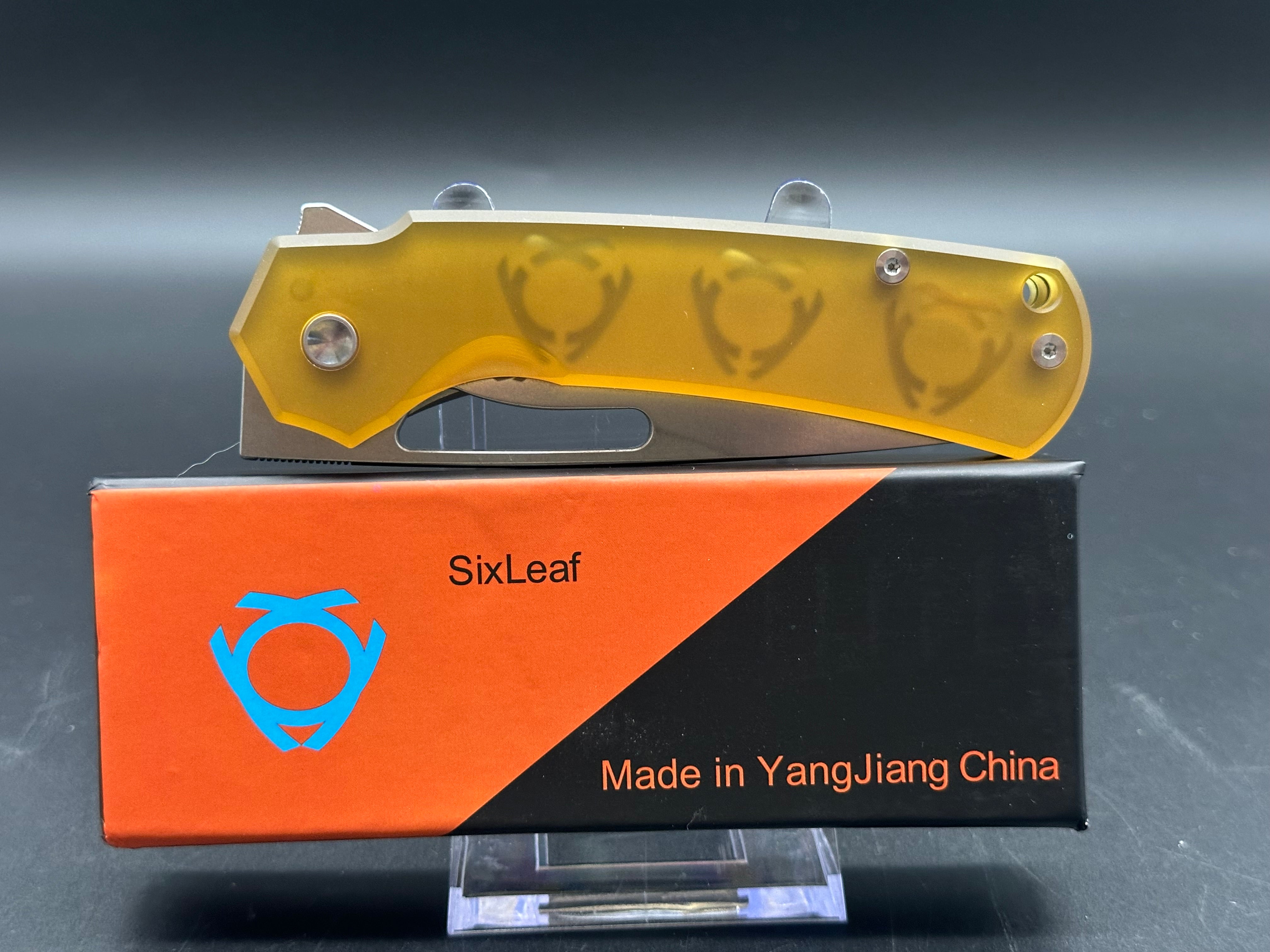 SIXLEAF FOLDING KNIFE YELLOW PEI HANDLE 20CV PLAIN EDGE SL-25-PEI