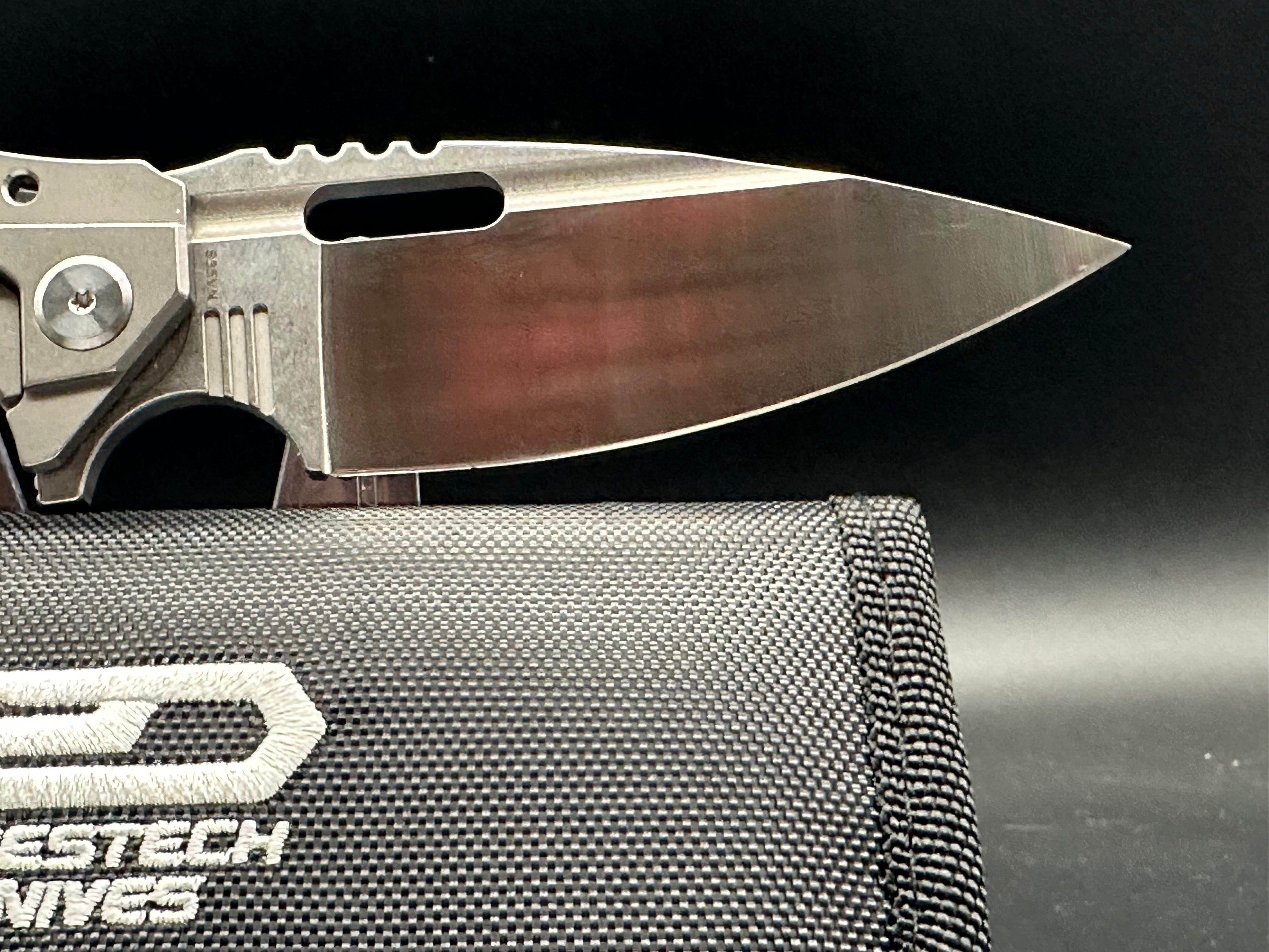 BESTECH SHODAN FOLDER KNIFE CARBON FIBER FRONT & TITANIUM BACK HANDLE SW + SATIN S35VN BLADE BT1910C
