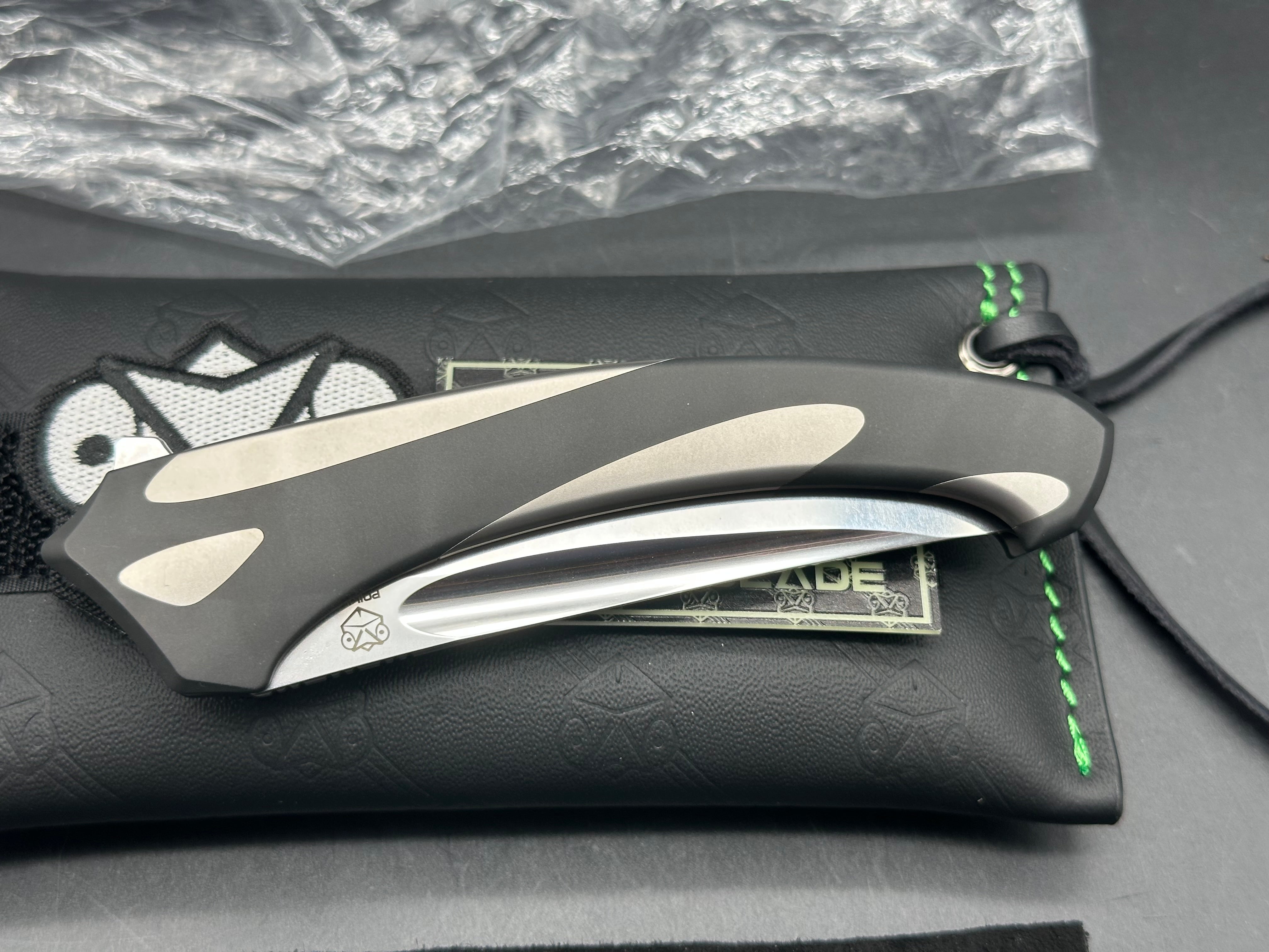 Poikilo Orca - Midtech Zircuti clip and spacer stonewashed mirror M390 blade