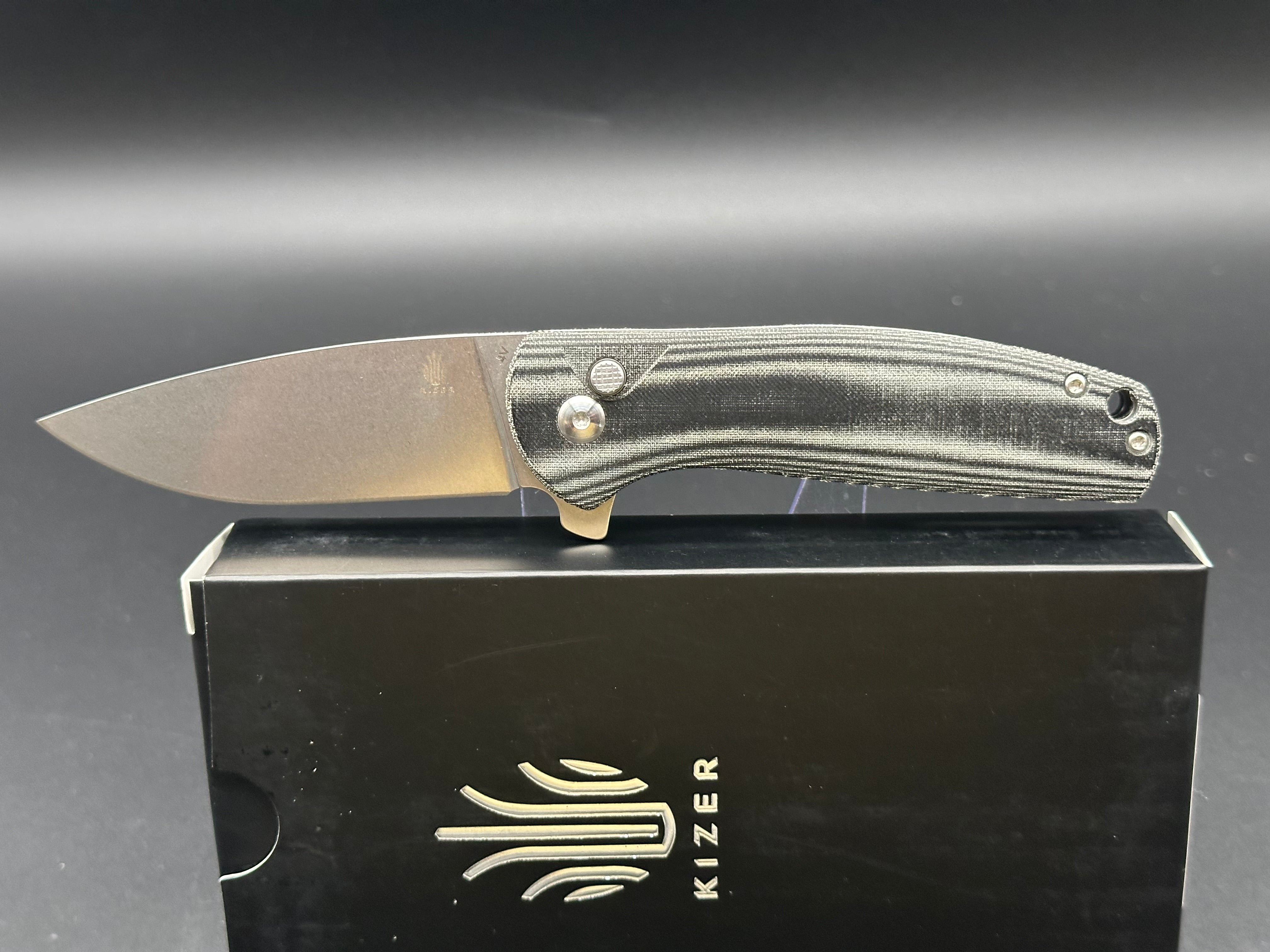 Kizer Cutlery Vanguard Ray Laconico Gemini Button Lock Flipper Knife CPM-4V Black Linen Micarta Handles