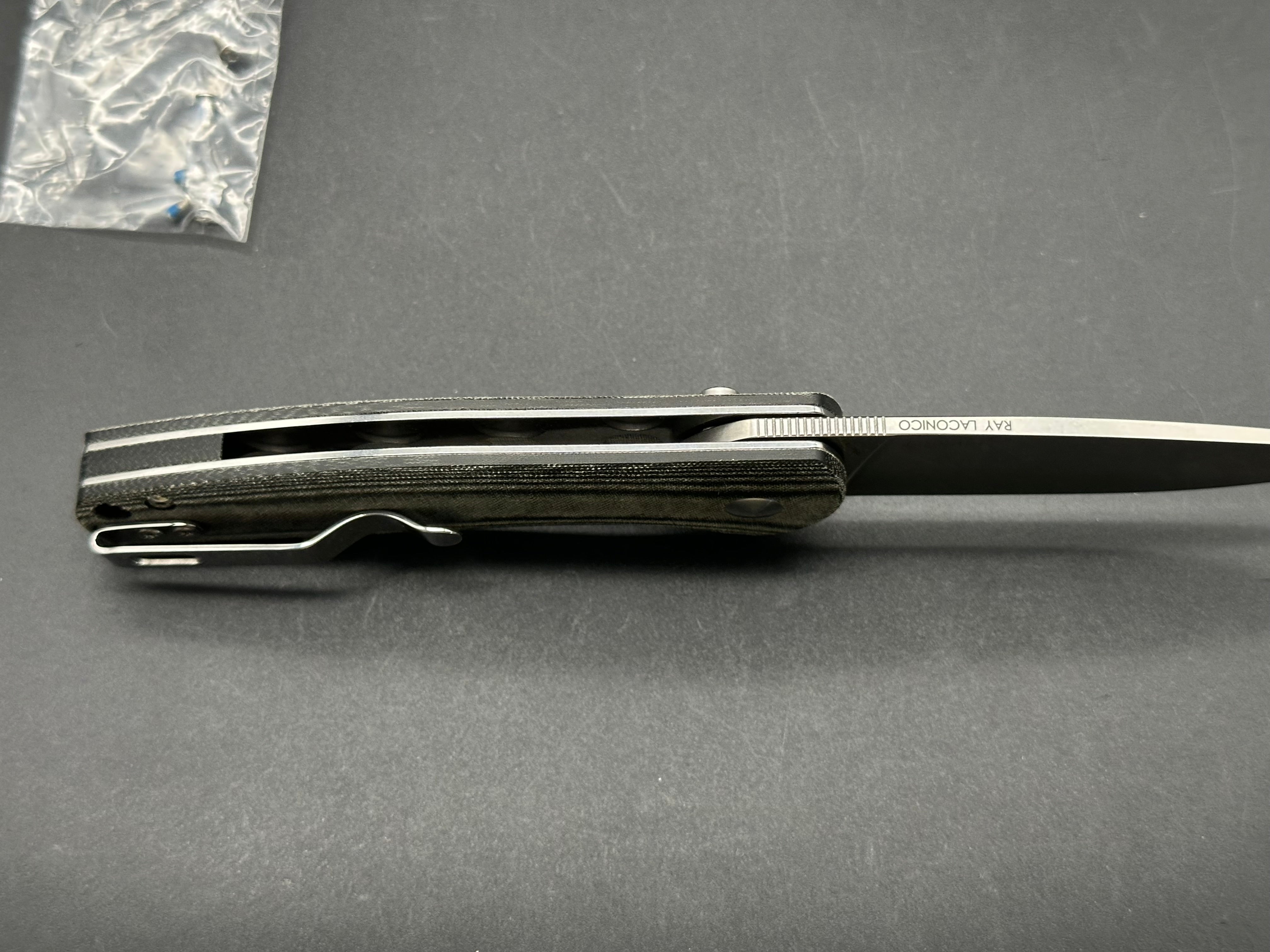 Kizer Cutlery Vanguard Ray Laconico Gemini Button Lock Flipper Knife CPM-4V Black Linen Micarta Handles