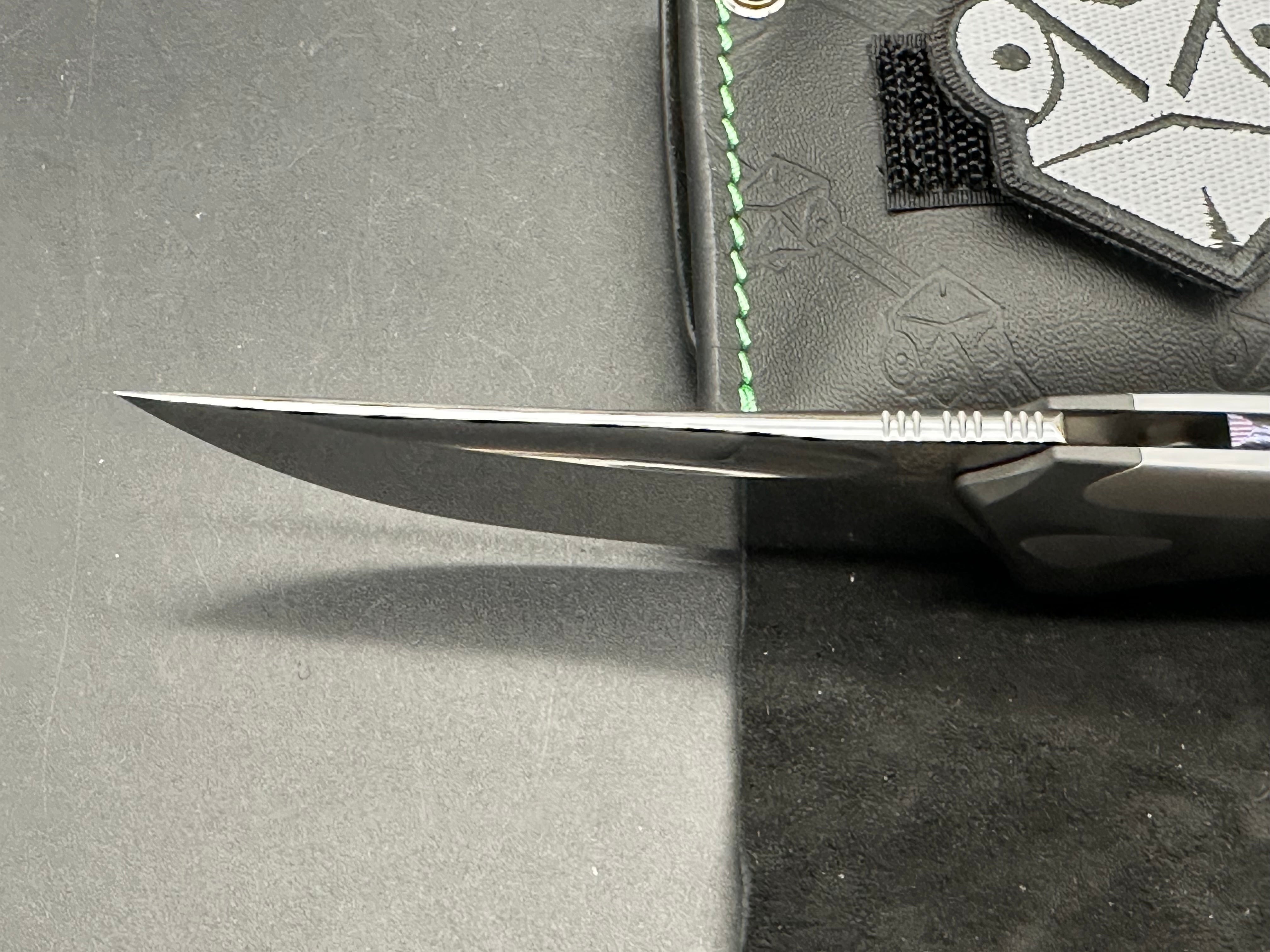 Poikilo Orca - Midtech Zircuti clip and spacer stonewashed mirror M390 blade