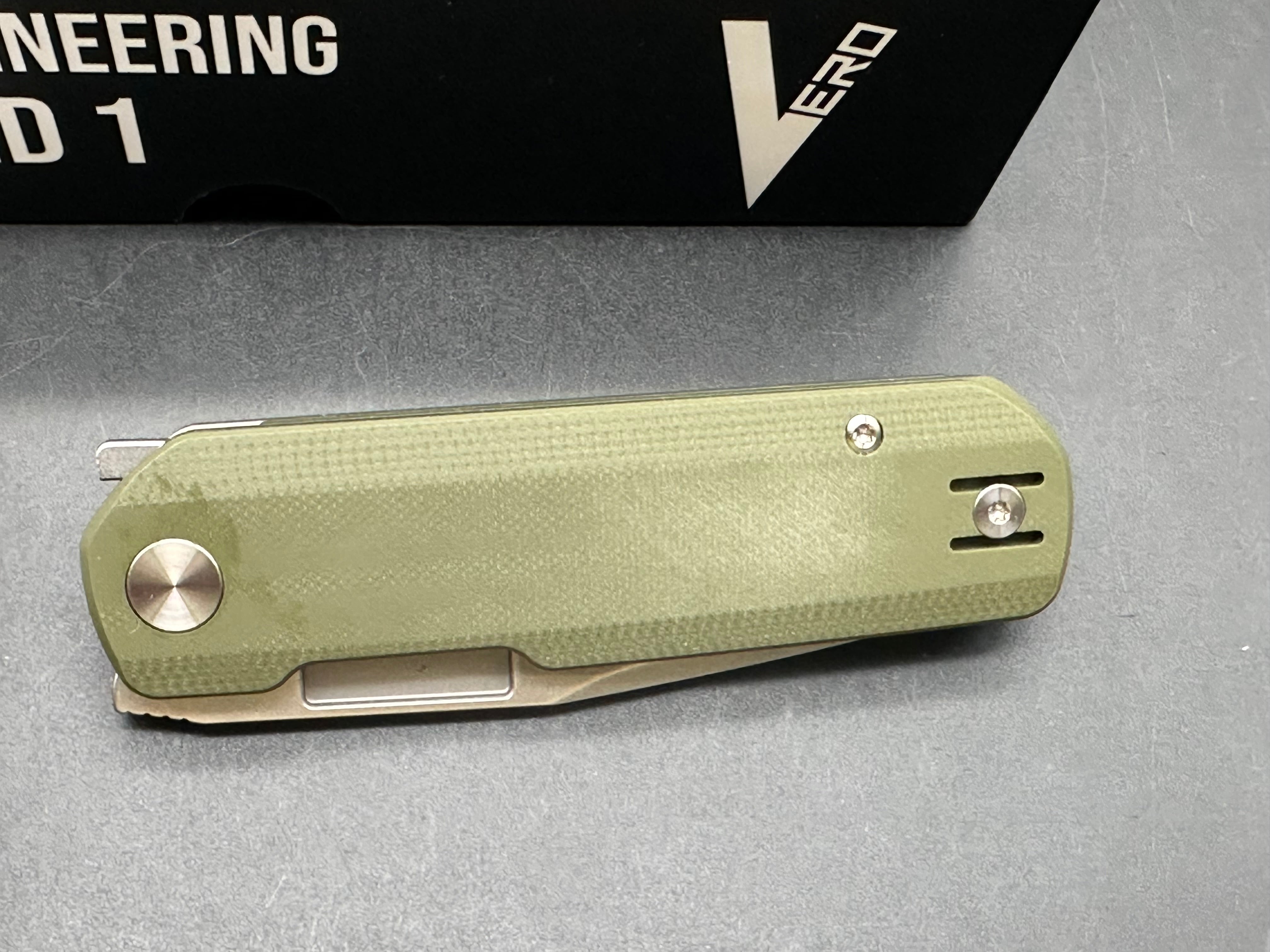Vero Engineering Avid 1 - DLT Exclusive #503 3.25" CPM S45VN Stonewash Blade with OD Green G10 Scales
