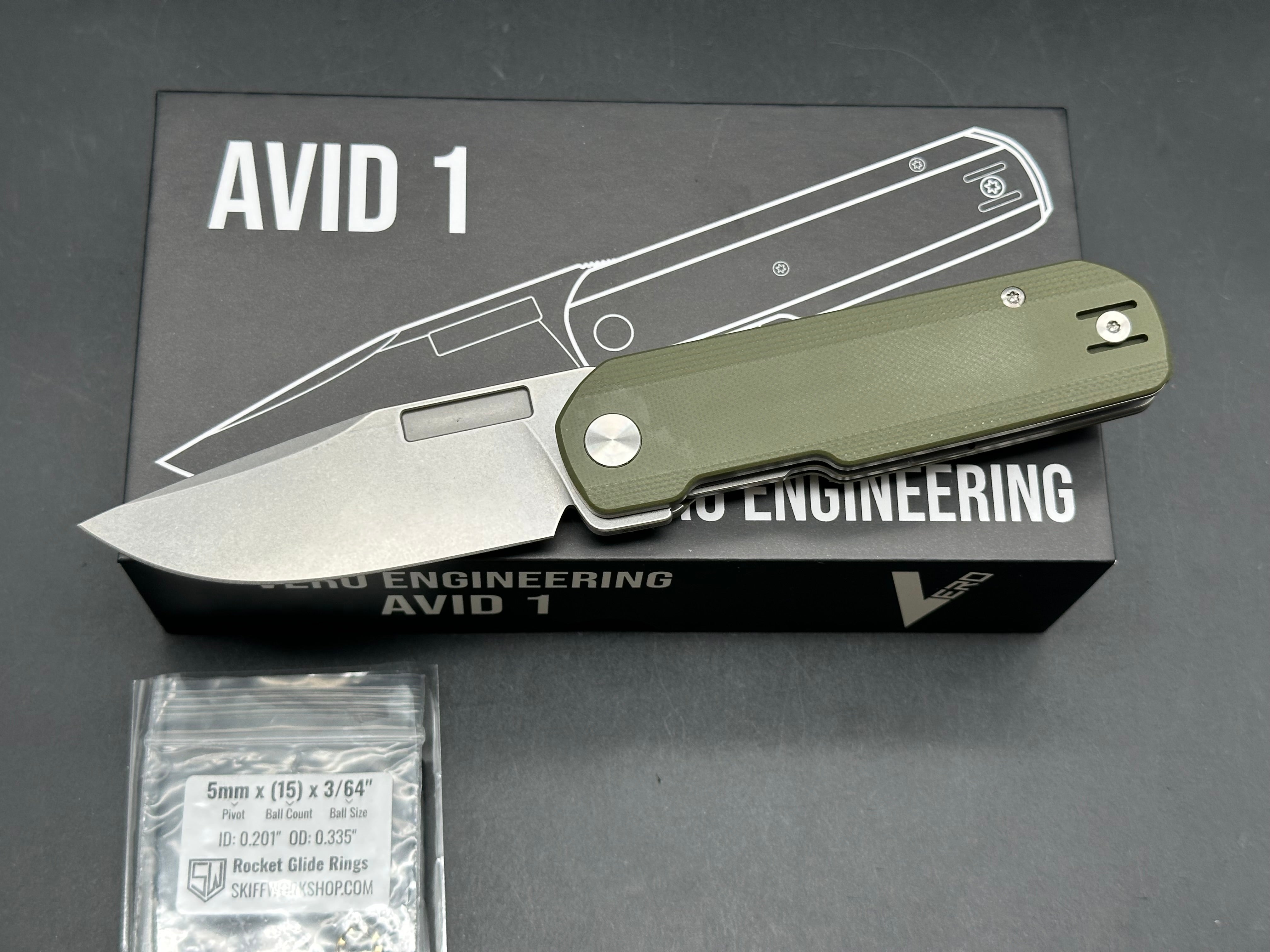Vero Engineering Avid 1 - DLT Exclusive #503 3.25" CPM S45VN Stonewash Blade with OD Green G10 Scales