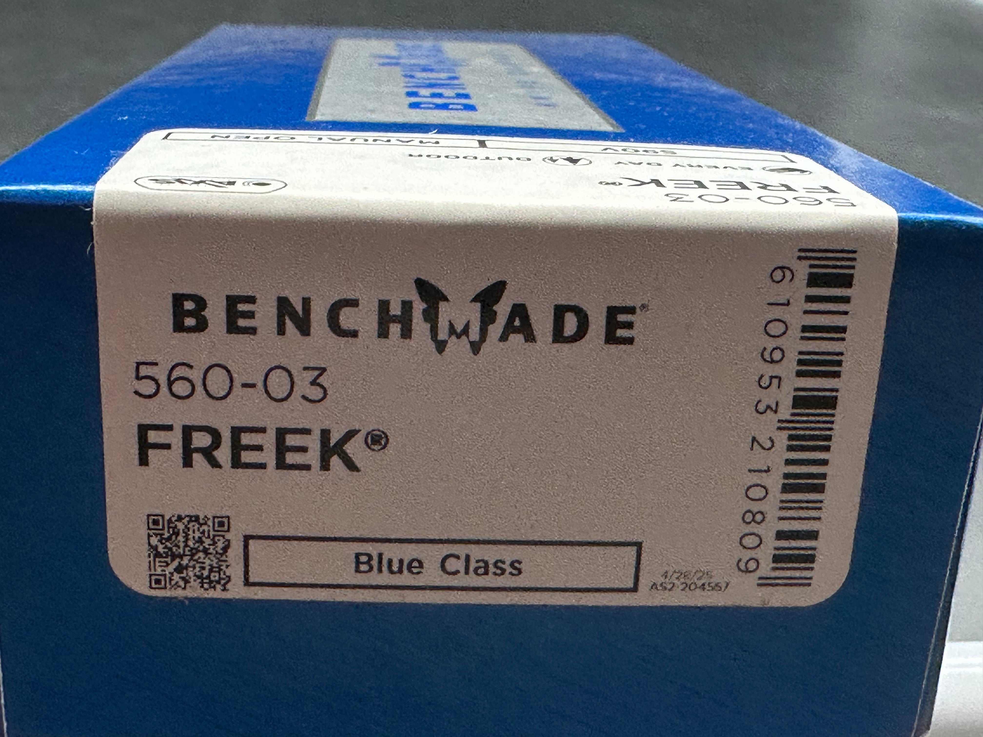 Benchmade Freek 560-03 AXIS Lock Folding Knife Carbon Fiber Black (3.6" Satin)