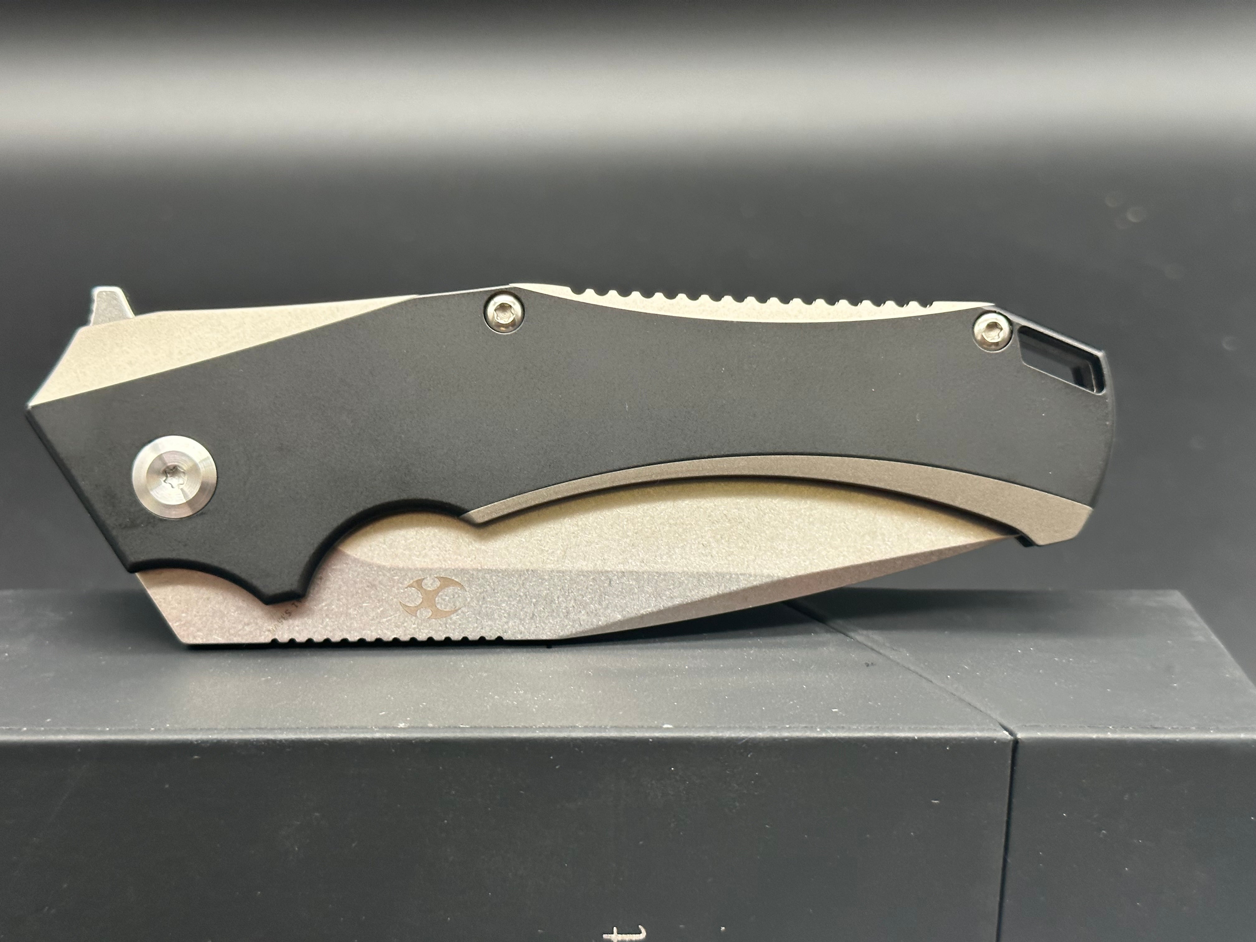 Kansept Mikkel Willumsen Hellx Black titanium