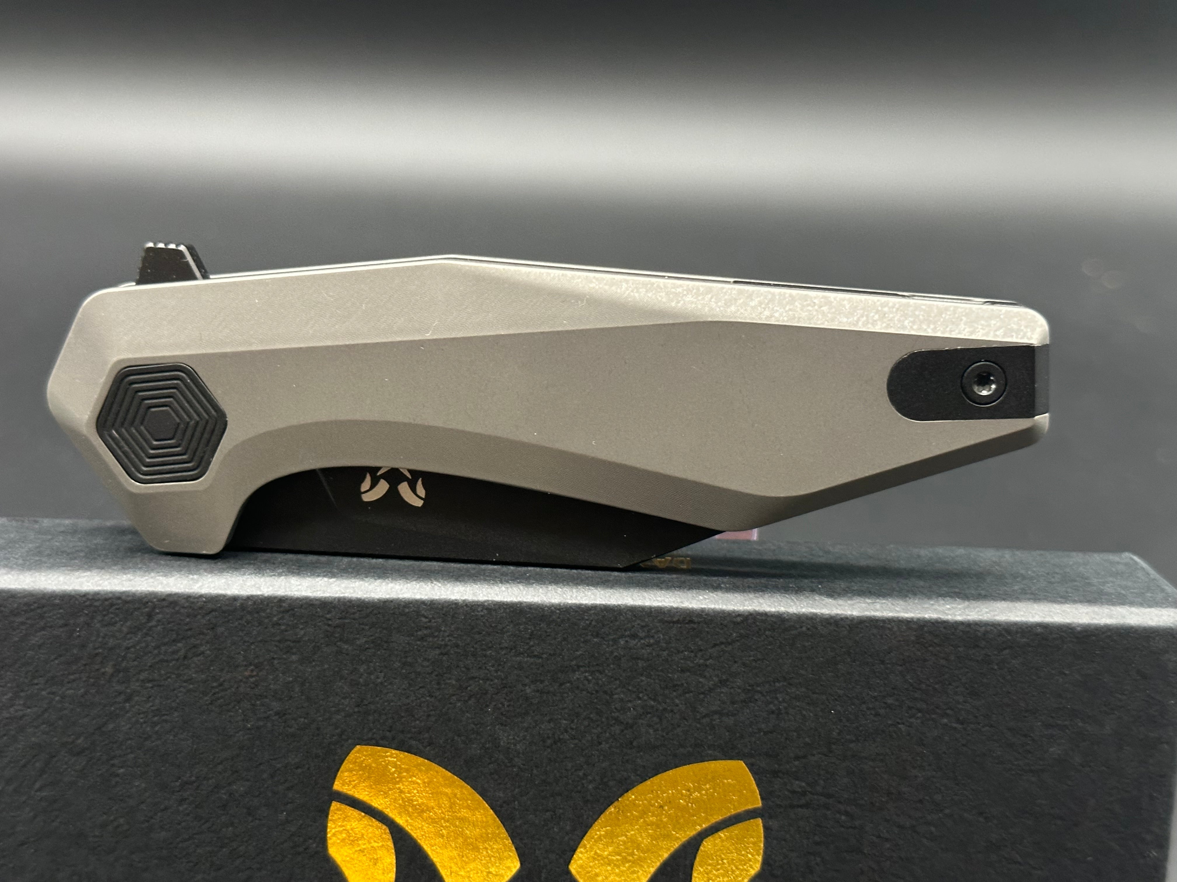 Damned Designs Fenrir/Stonewash Ti/Reverse Tanto/Black CPM-S35VN