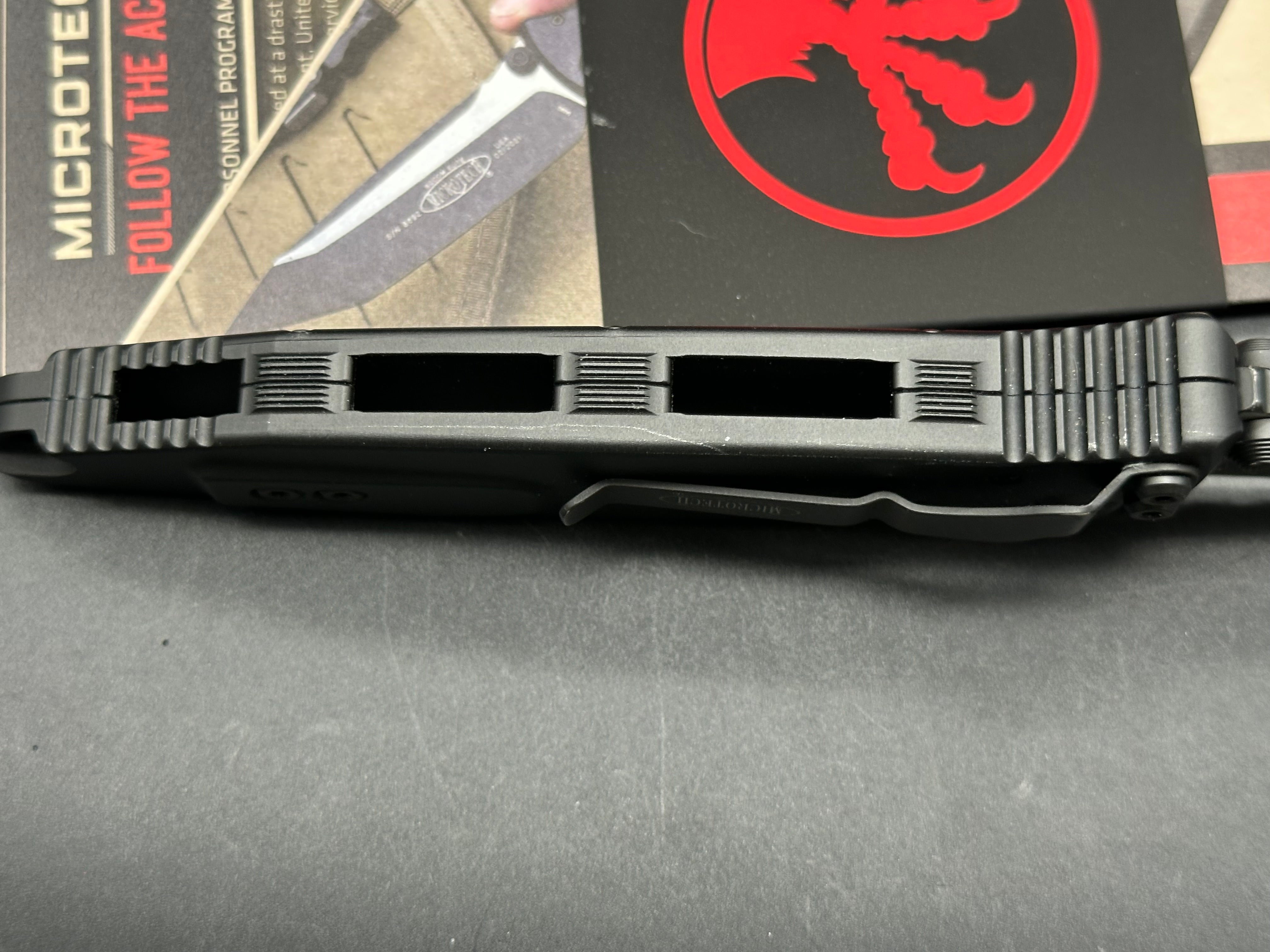 Microtech manual Socom Elite, serrated