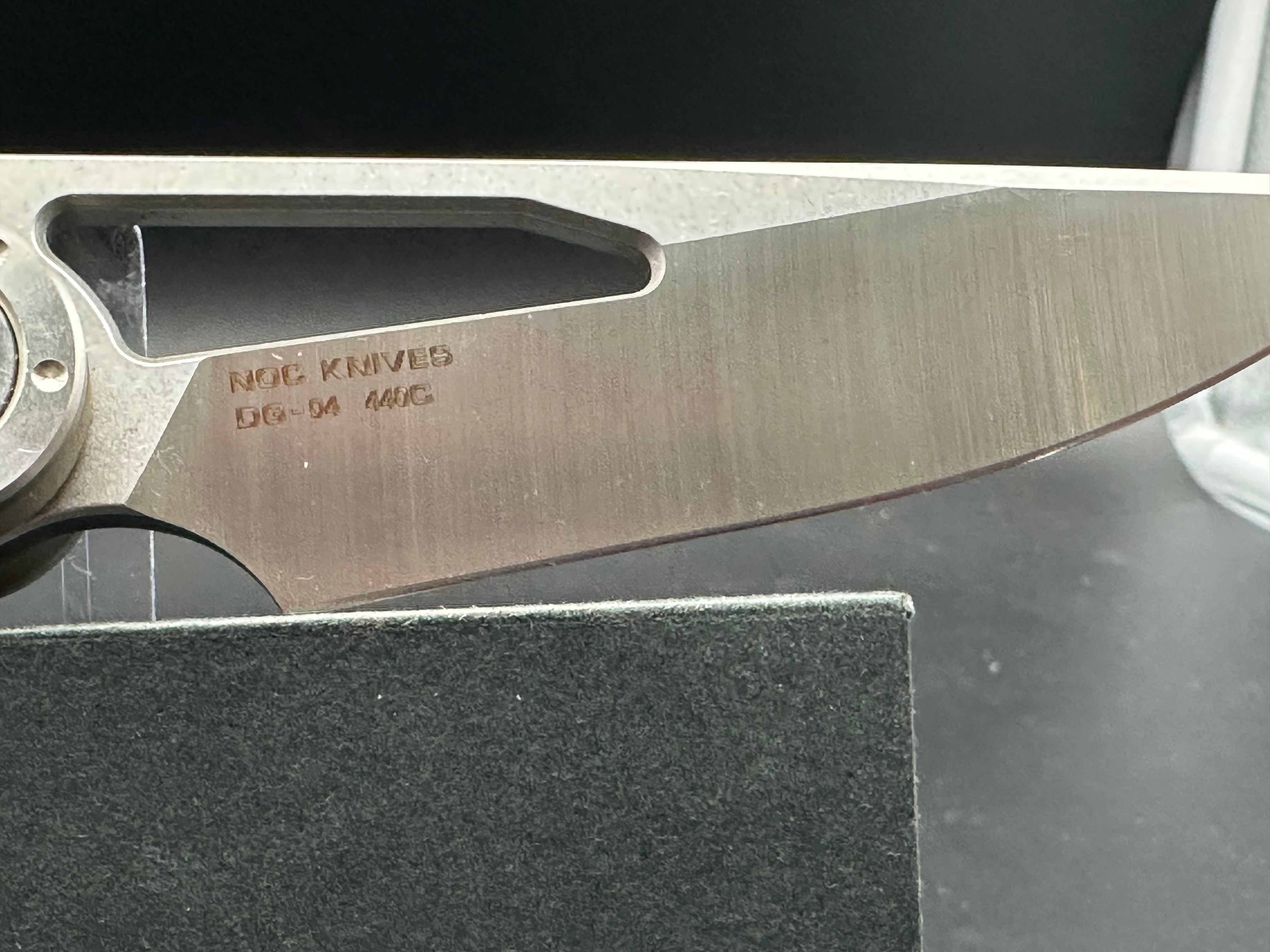 NOC DG0402 440C blade