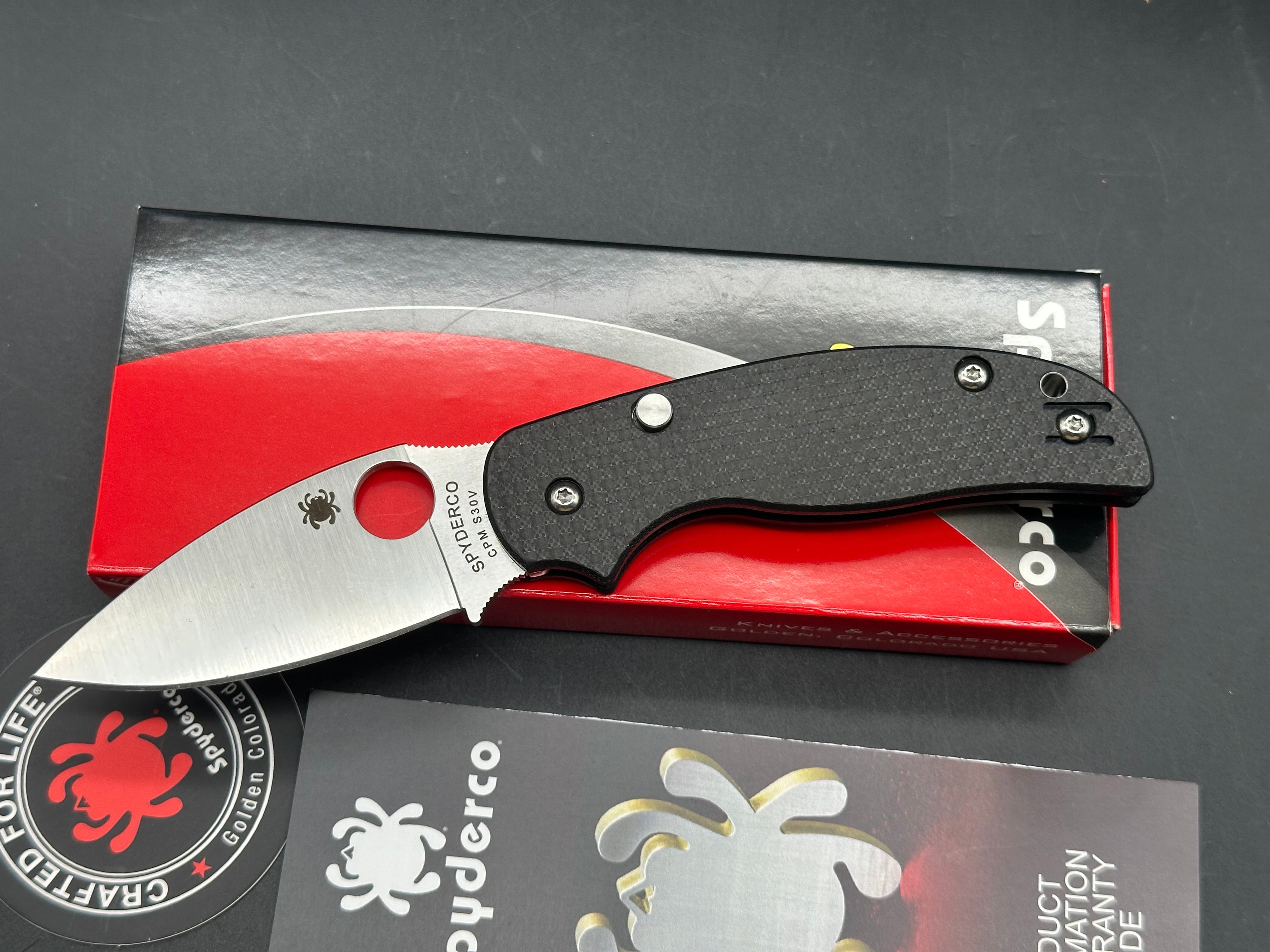 Spyderco Sage 6 (NEW), 3 inch CPM S30V Satin Blade with Carbon Fiber and G10 Laminate