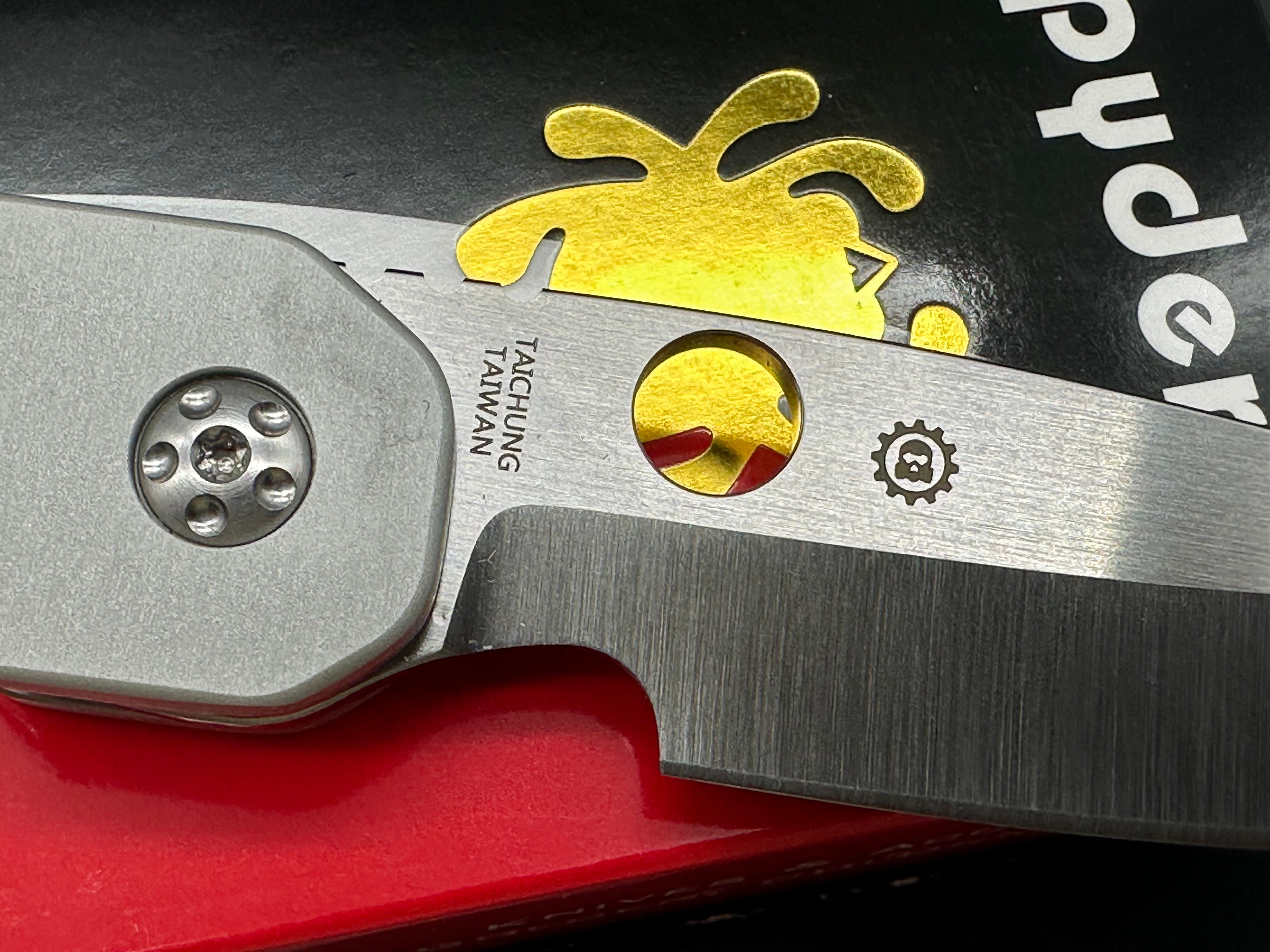 Spyderco Smock Special Edition 3.45 inch CPM CruWear Satin Blade with Blasted Anodized Aluminum Scales