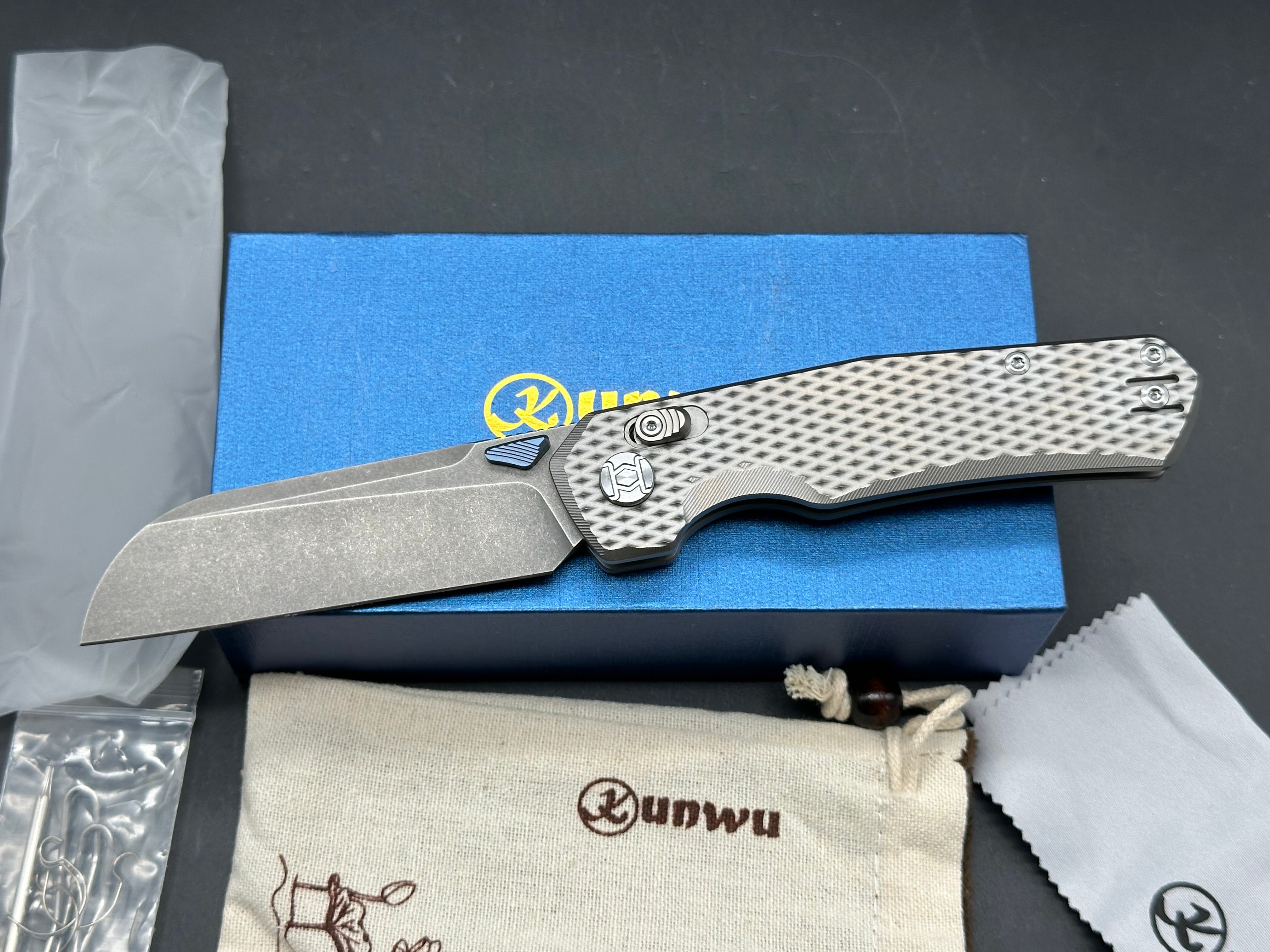 KUNWU CHAD FOLDING KNIFE TITANIUM HANDLE PM60 PLAIN