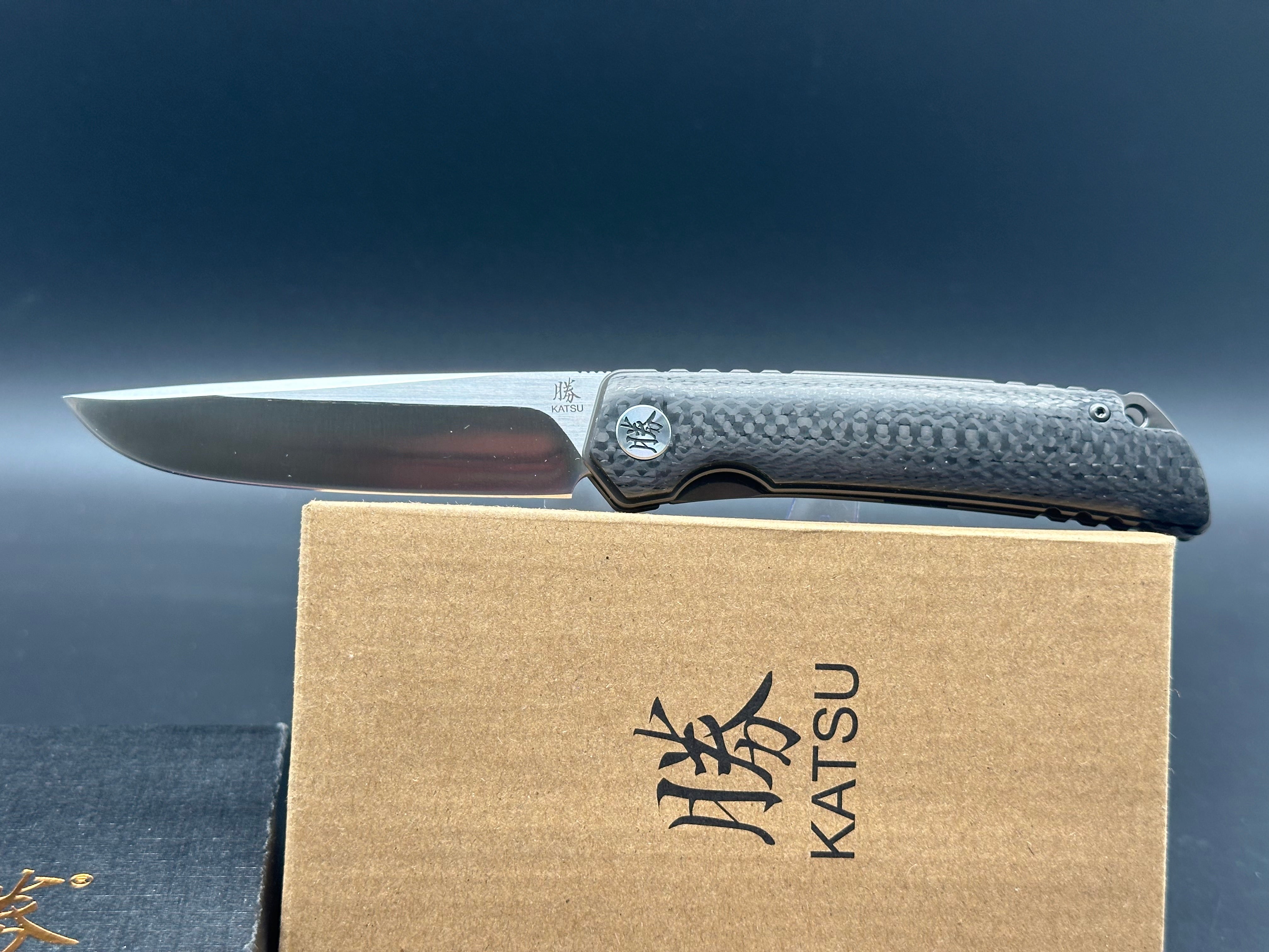 KATSU CK01, Carbon Fiber Handle & 154CM Steel Blade, Leather Sheath