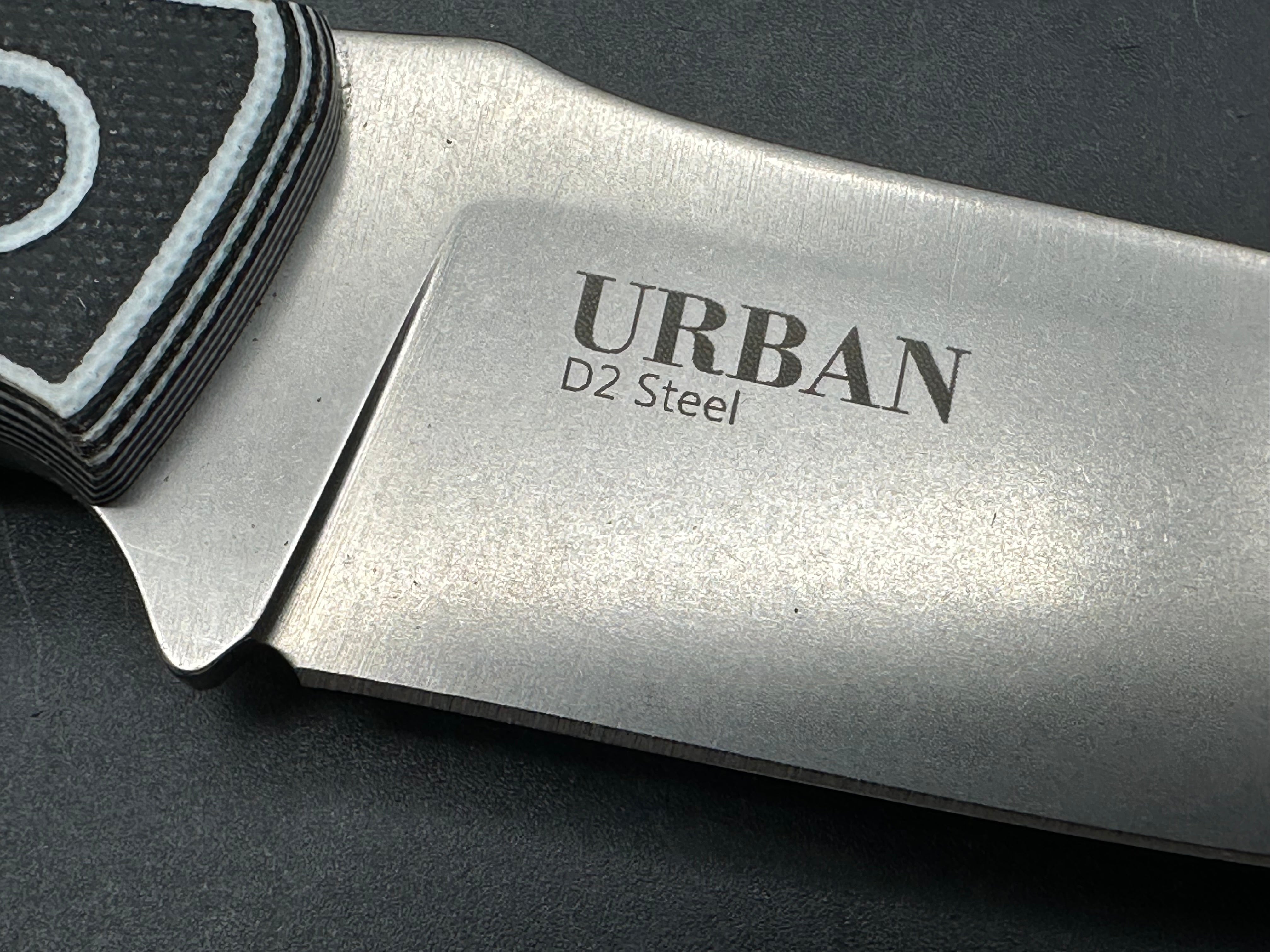 KIZLAR SUPREME URBAN FIXED BLADE D2 STEEL WITH SHEATH LAYERD GIO SCALES 3.75 INCH BLADE