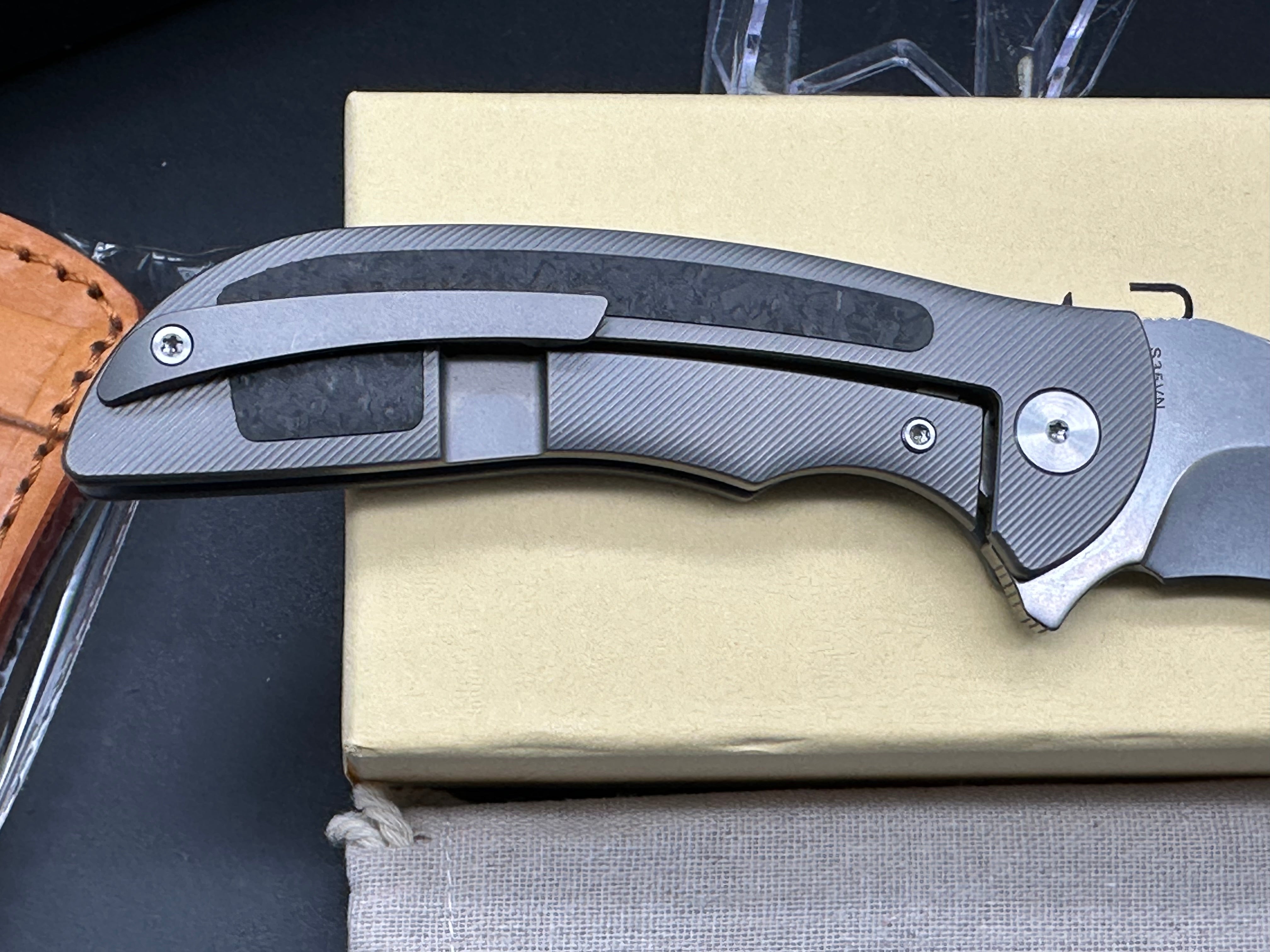 KATSU TK01, CPM S35VN Blade, Titanium & Carbon Fiber Handle, Leather Sheath