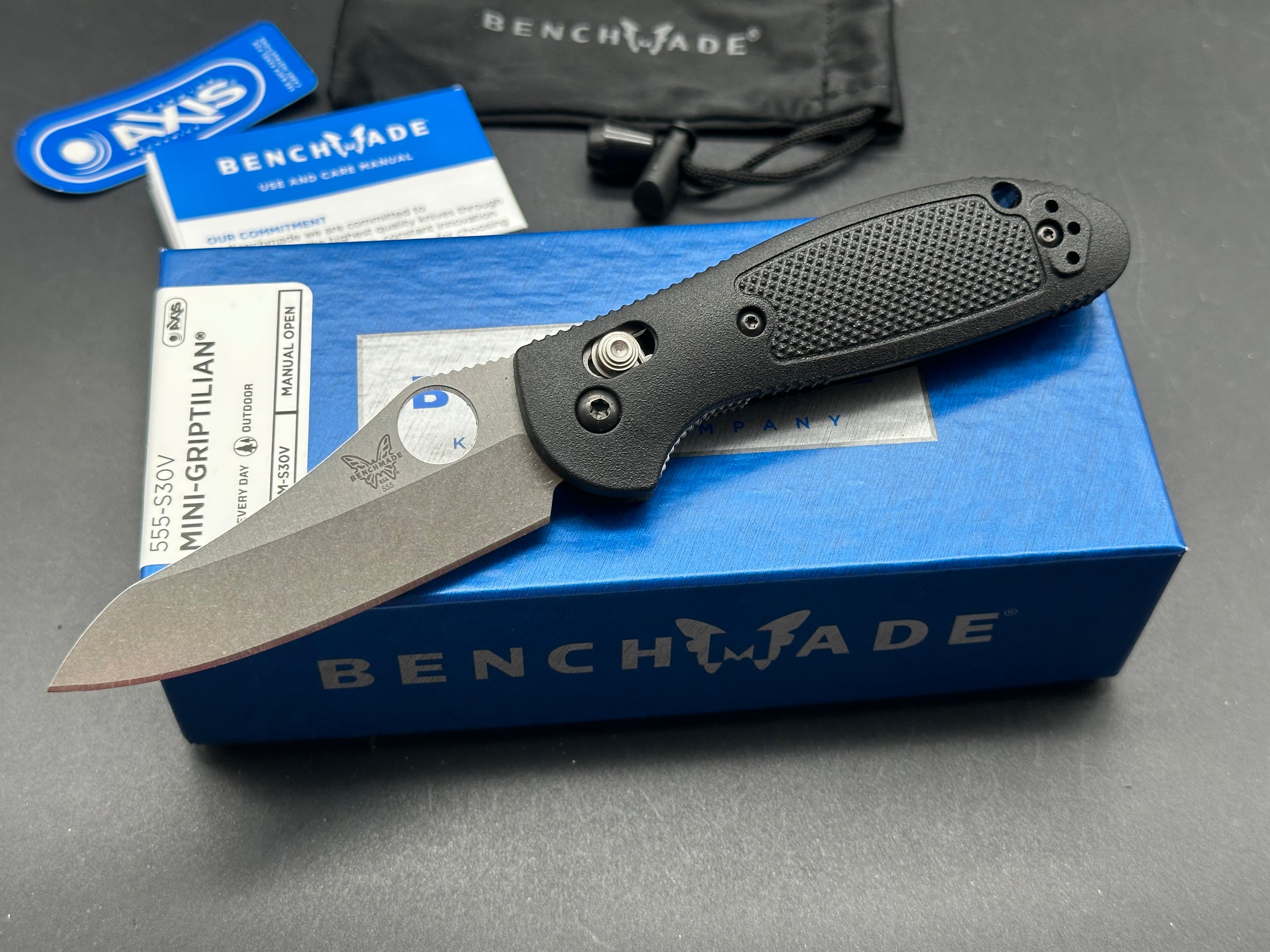Benchmade Mini Griptilian, 2.91" S30V Sheepsfoot Blade with Black Grivory Handle