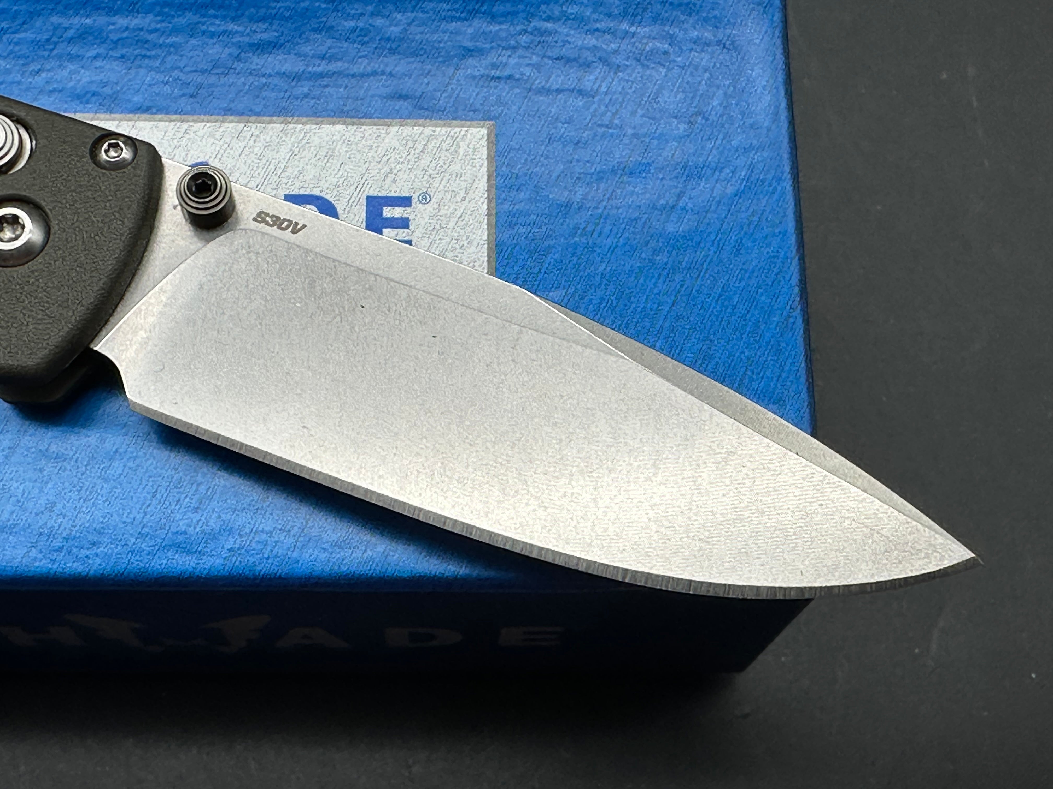 Benchmade Bugout (Custom), 3.24" S30V Drop Point Blade with OD Green Grivory Handle