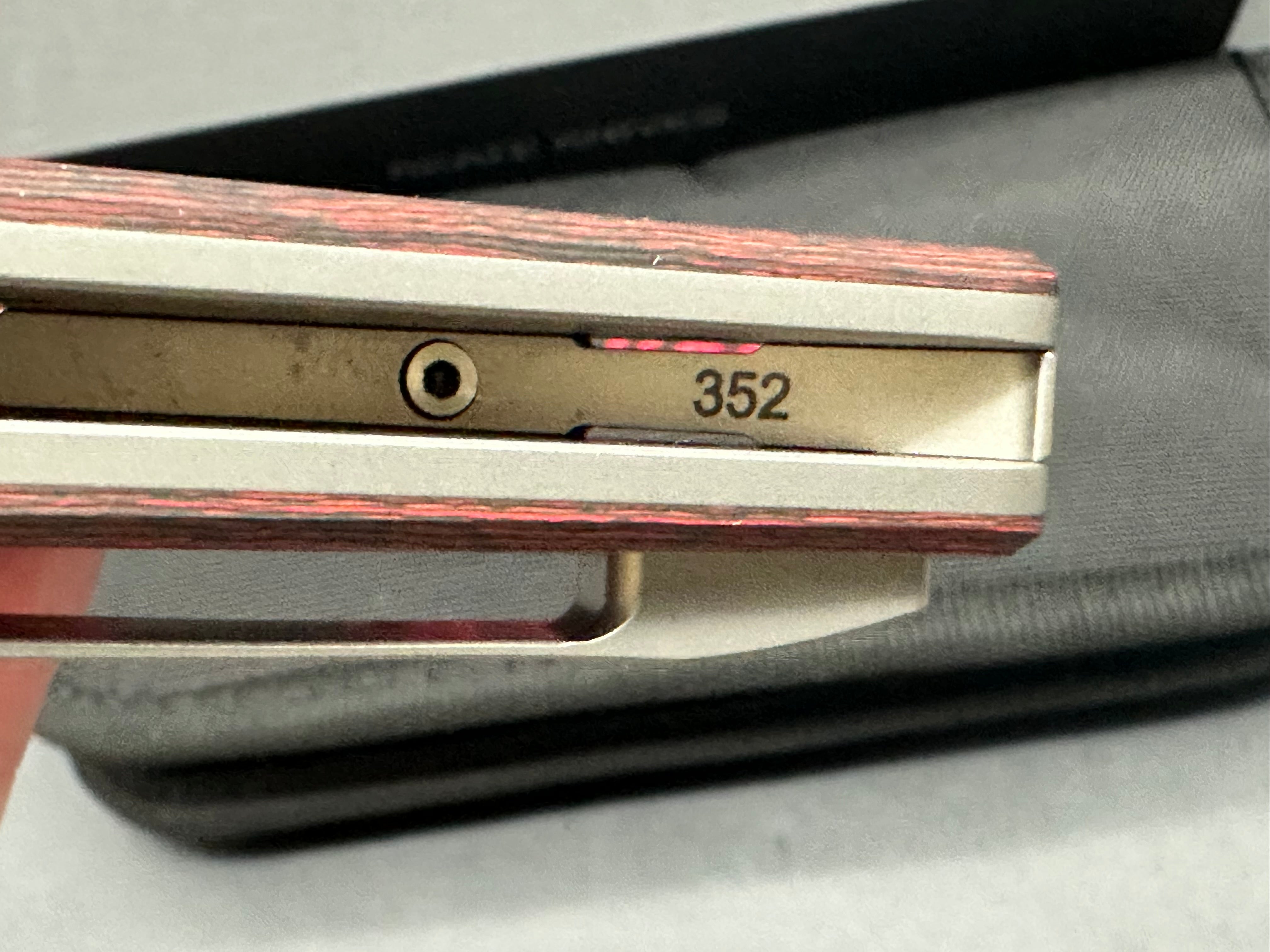 REATE KNIVES TIGER LAVA FLOW FAT CARBON FIBER HANDLE M390 PLAIN EDGE BELT SATIN