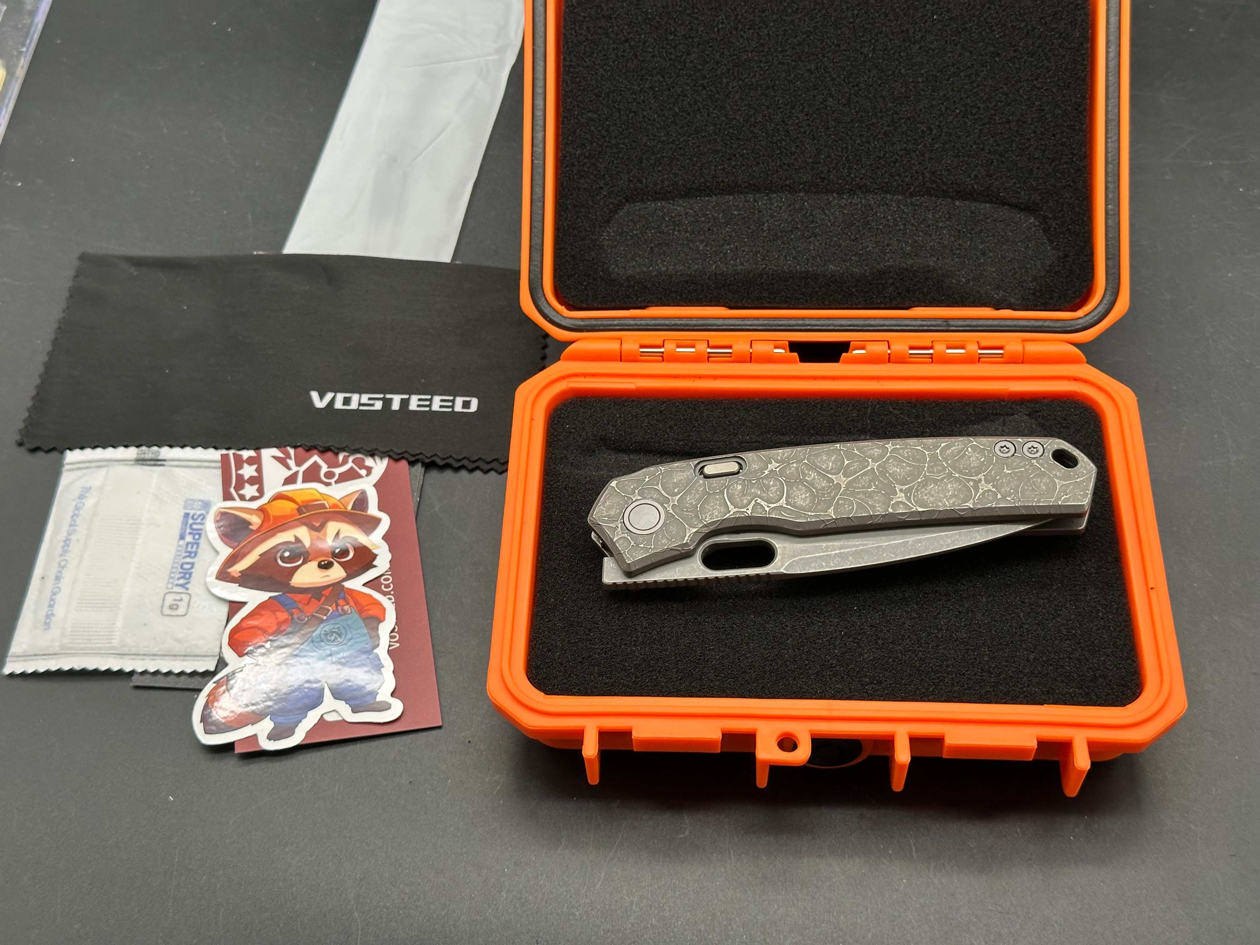 Vosteed Psyop (A2222), Acid Wash/Stonewashed Elmax Blade, Dark Blasted and Tumbled Titanium Handles