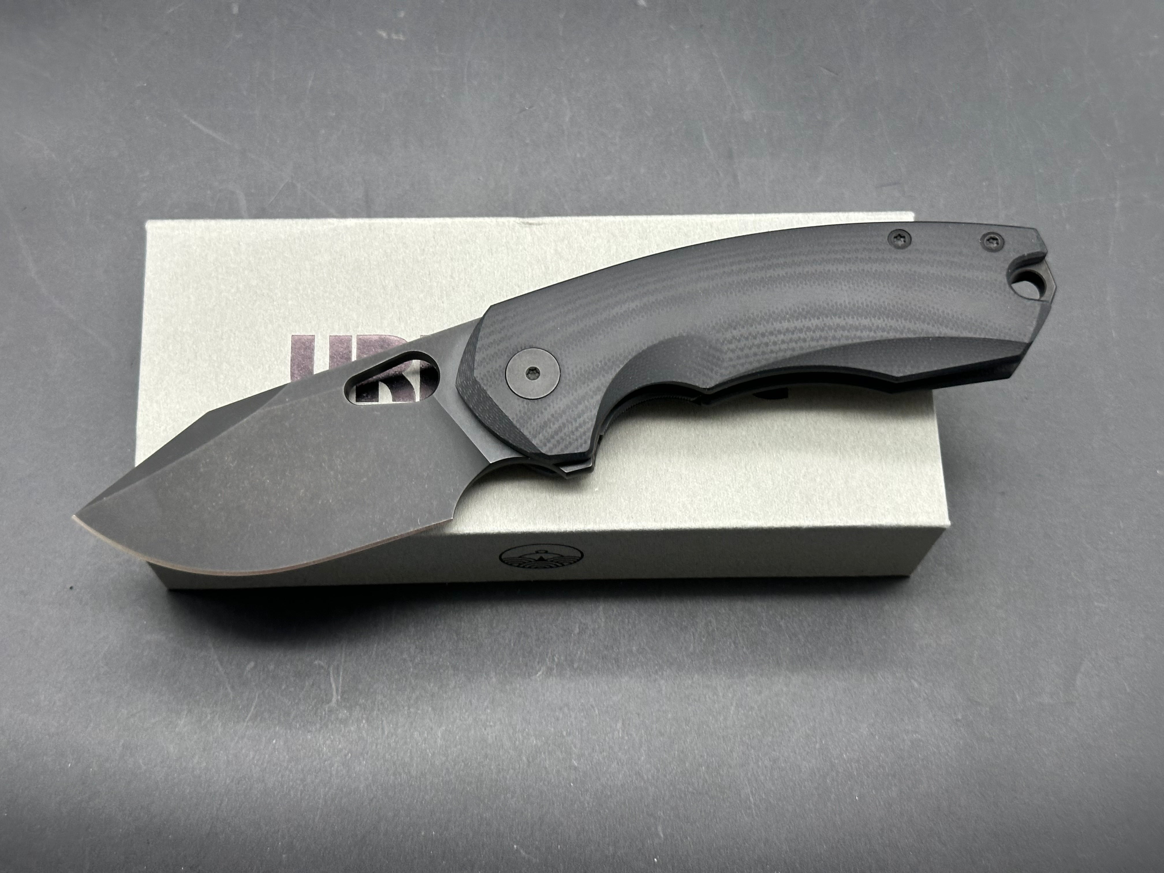 Urban EDC Becerro, Blackwashed CPM-S90V Blade, Black G-10 Handles, Nested Blackwashed Titanium Liners