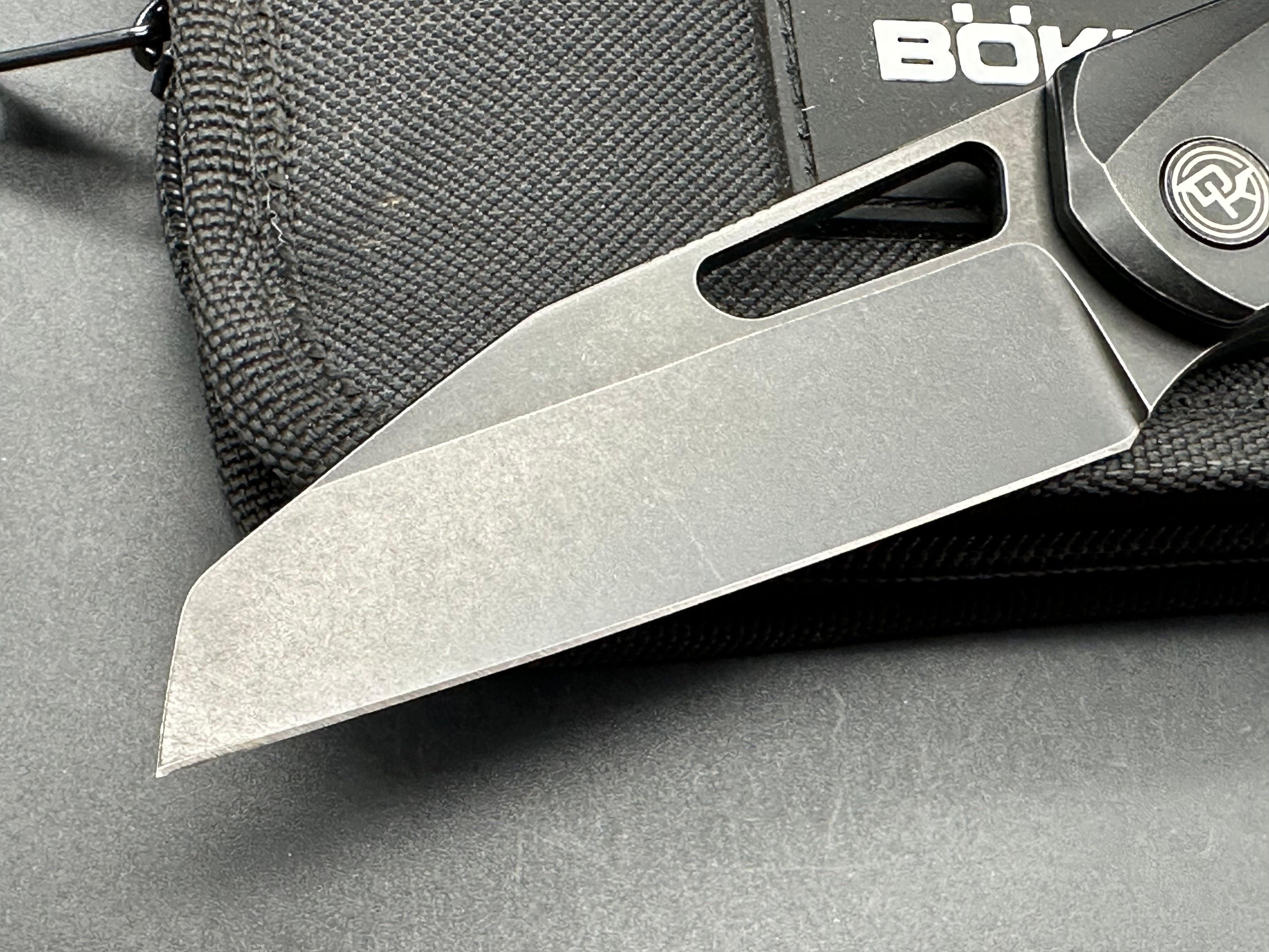 Divo Buzz black titanium