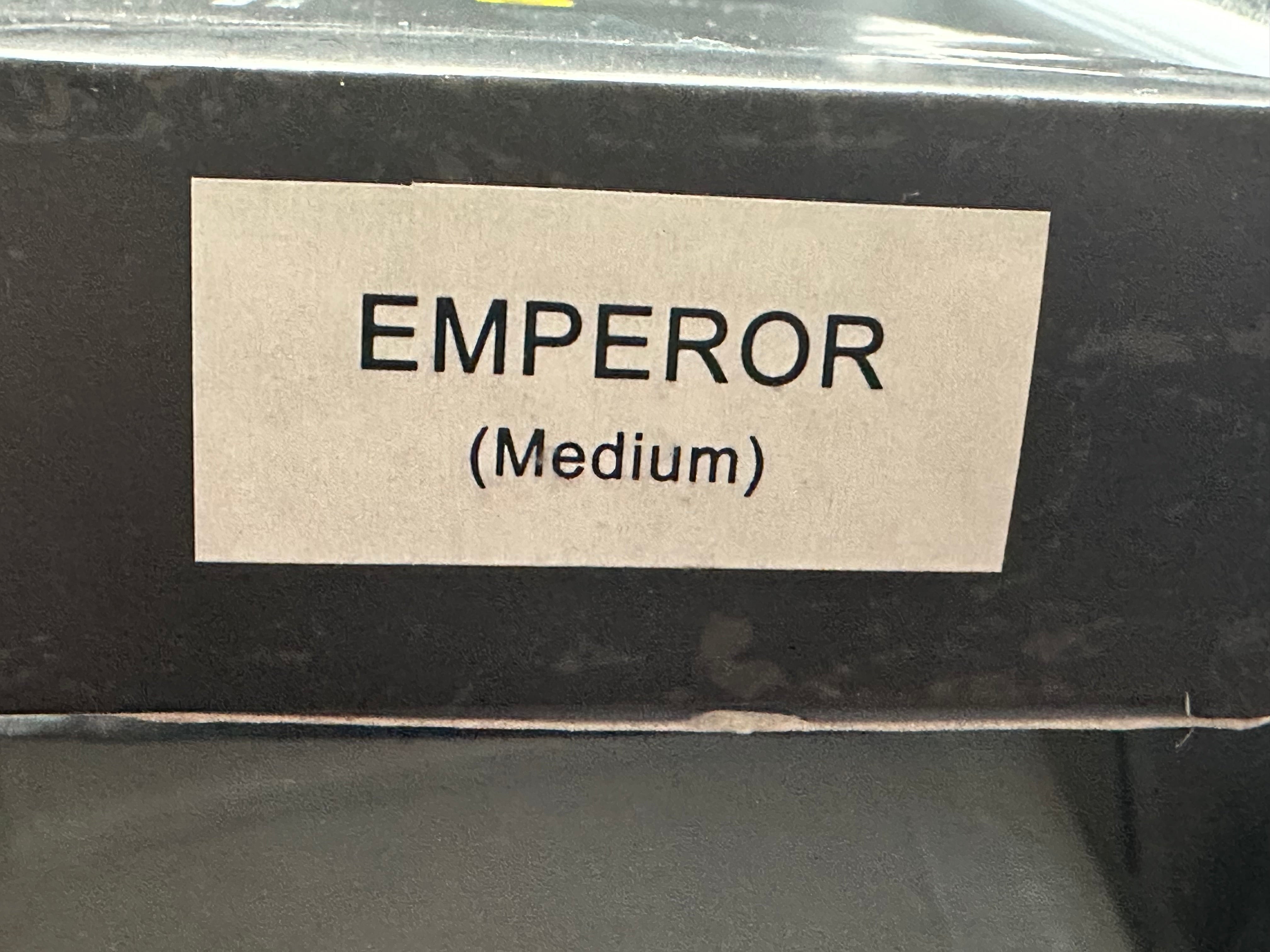 Bestech Emperor - CPM-S35VN Blade with green titanium handles with blue accents