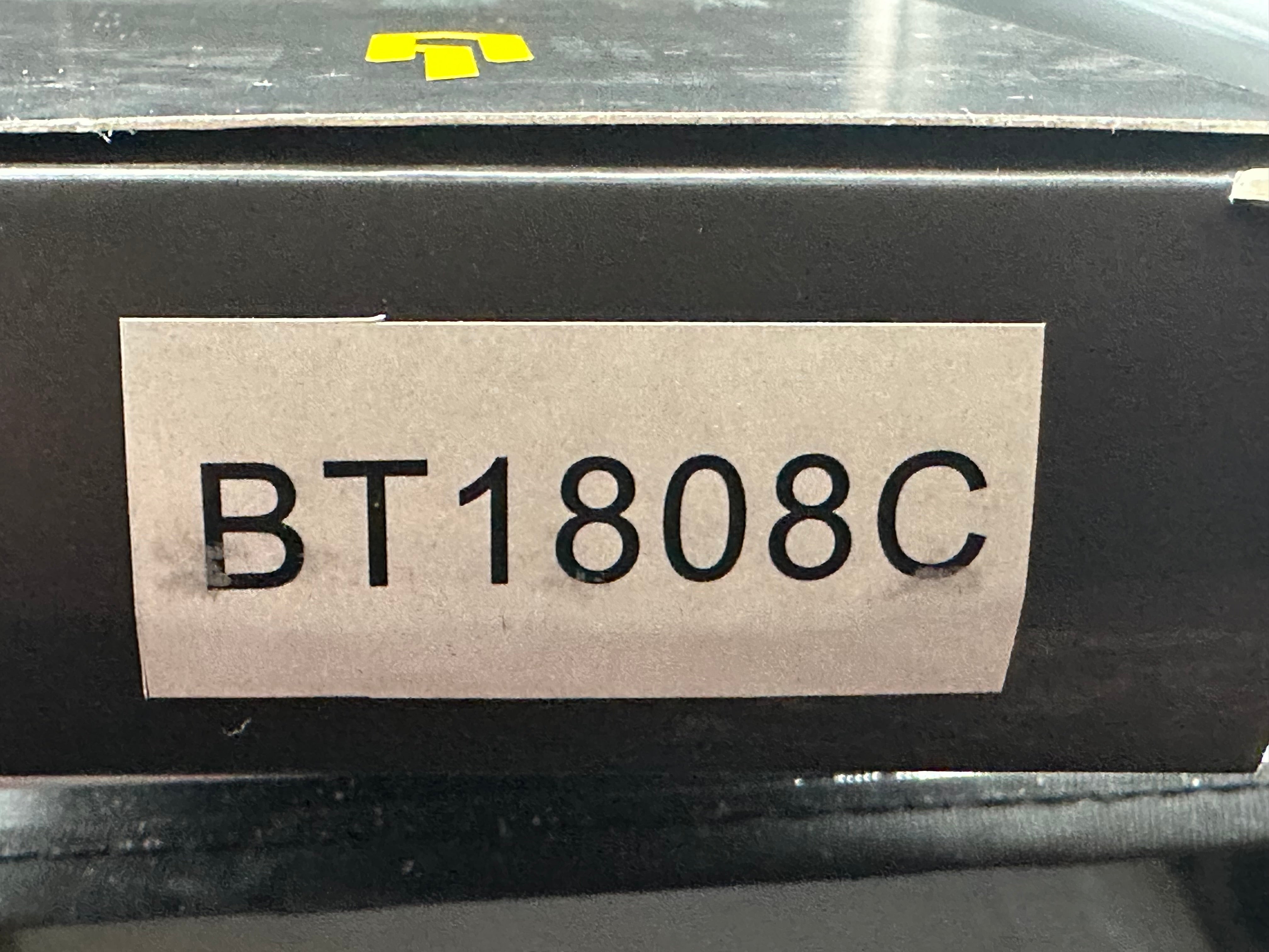 Bestech Emperor - CPM-S35VN Blade with green titanium handles with blue accents