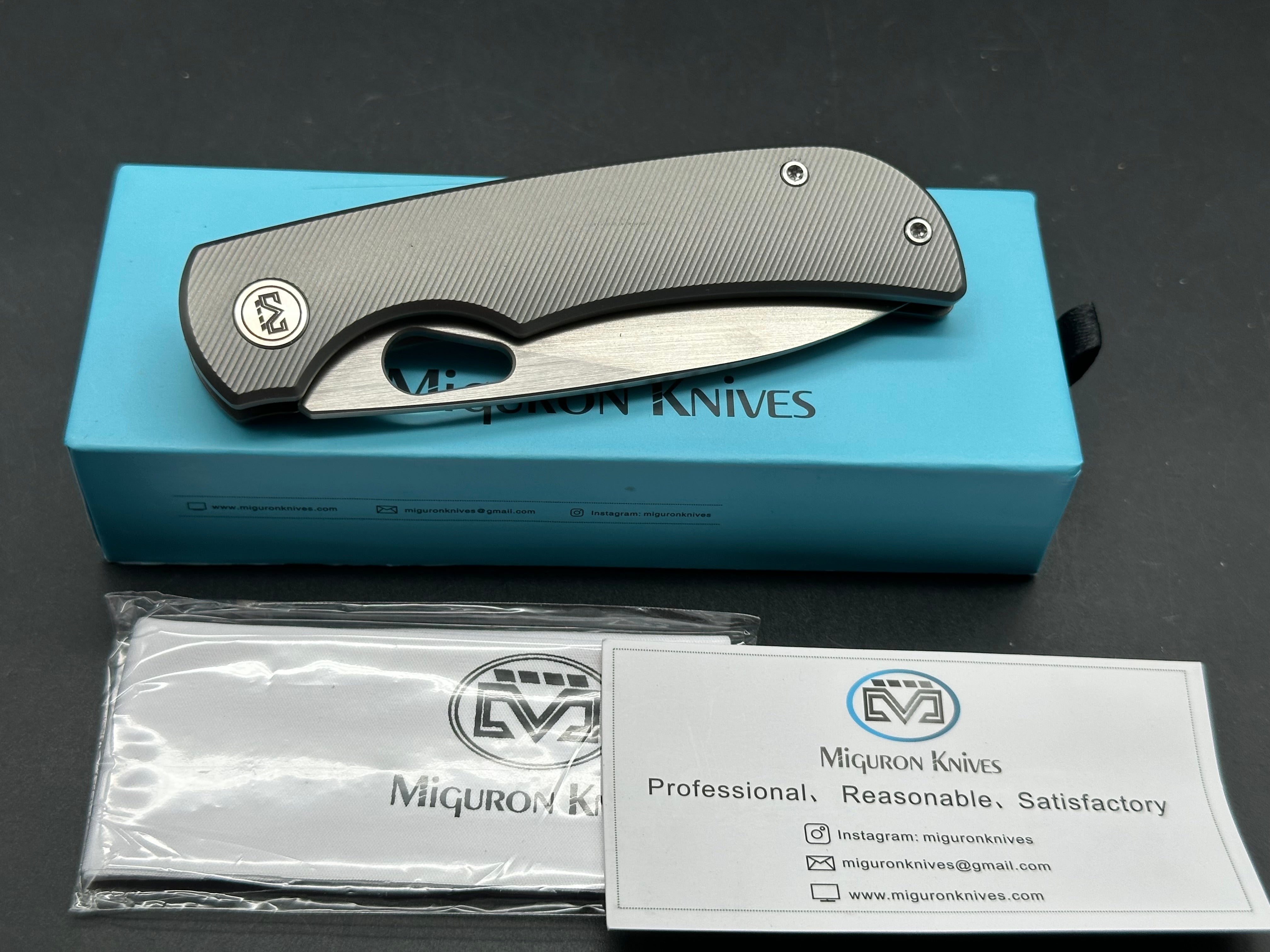 MIGURON MOYARL FOLDING KNIFE DARK GREY TITANIUM HANDLE M390 DROP POINT