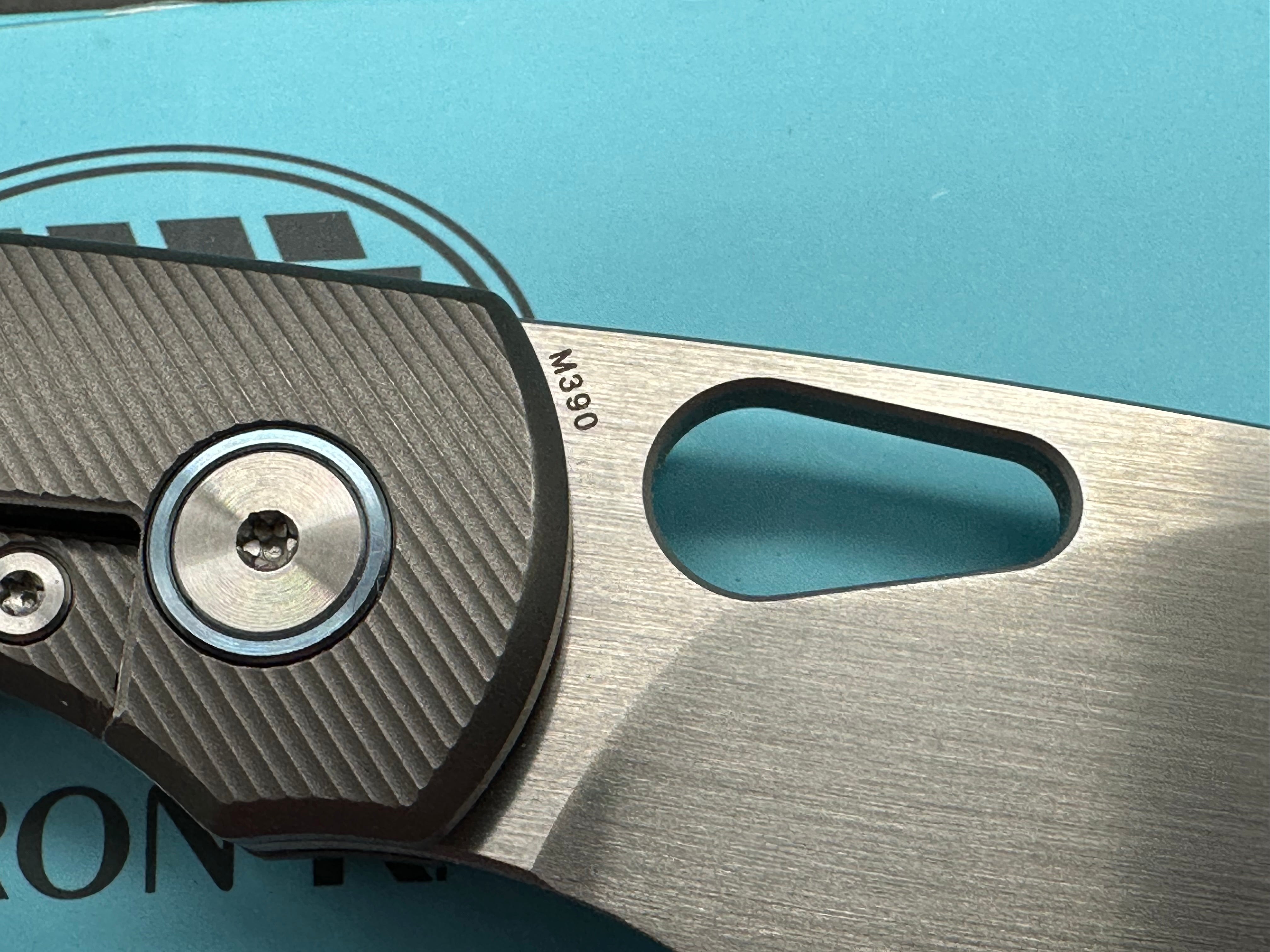 MIGURON MOYARL FOLDING KNIFE DARK GREY TITANIUM HANDLE M390 DROP POINT