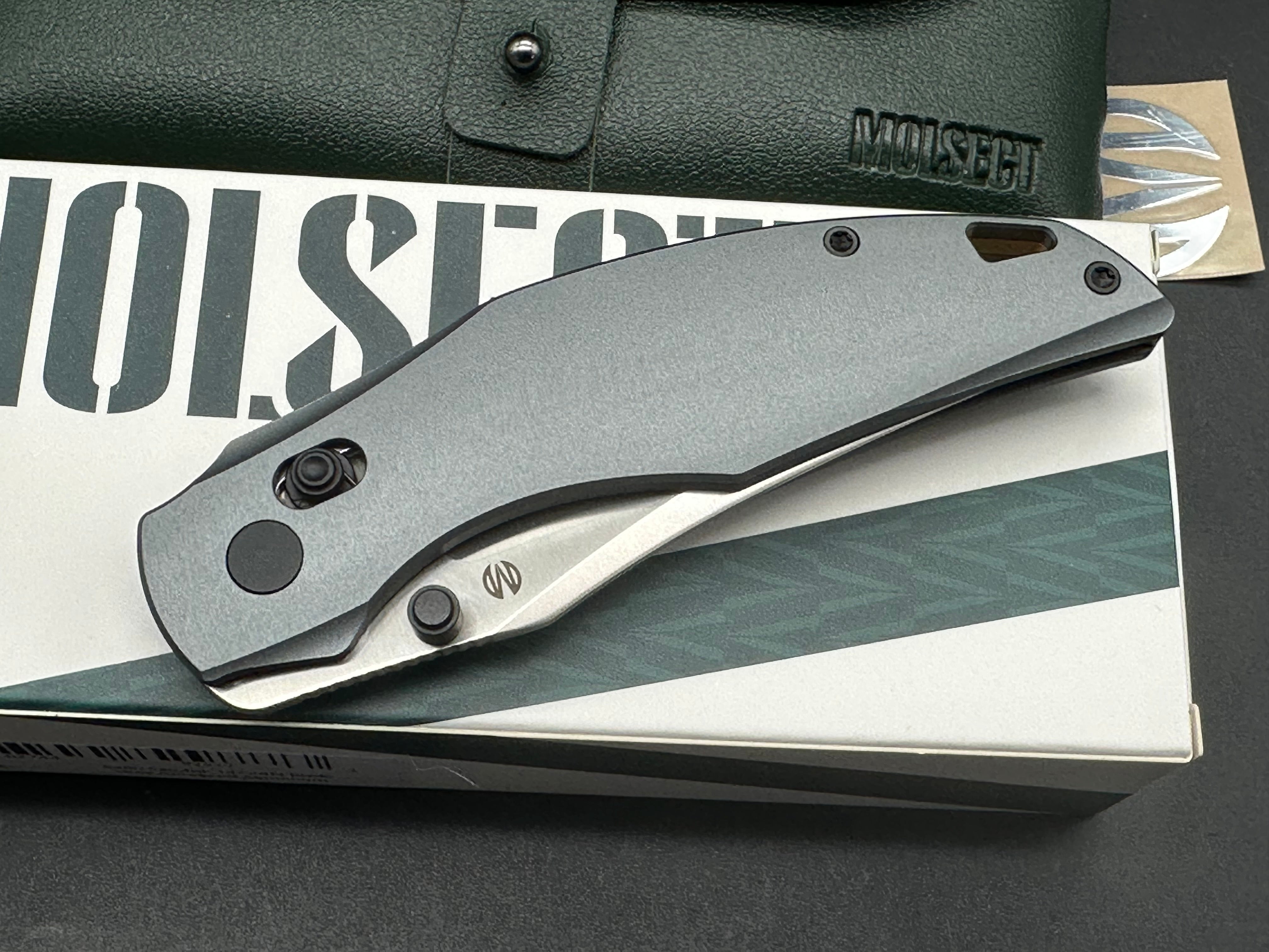 Molsect Shuttle Grey Aluminum handle - 14C28N CROSSBAR LOCK