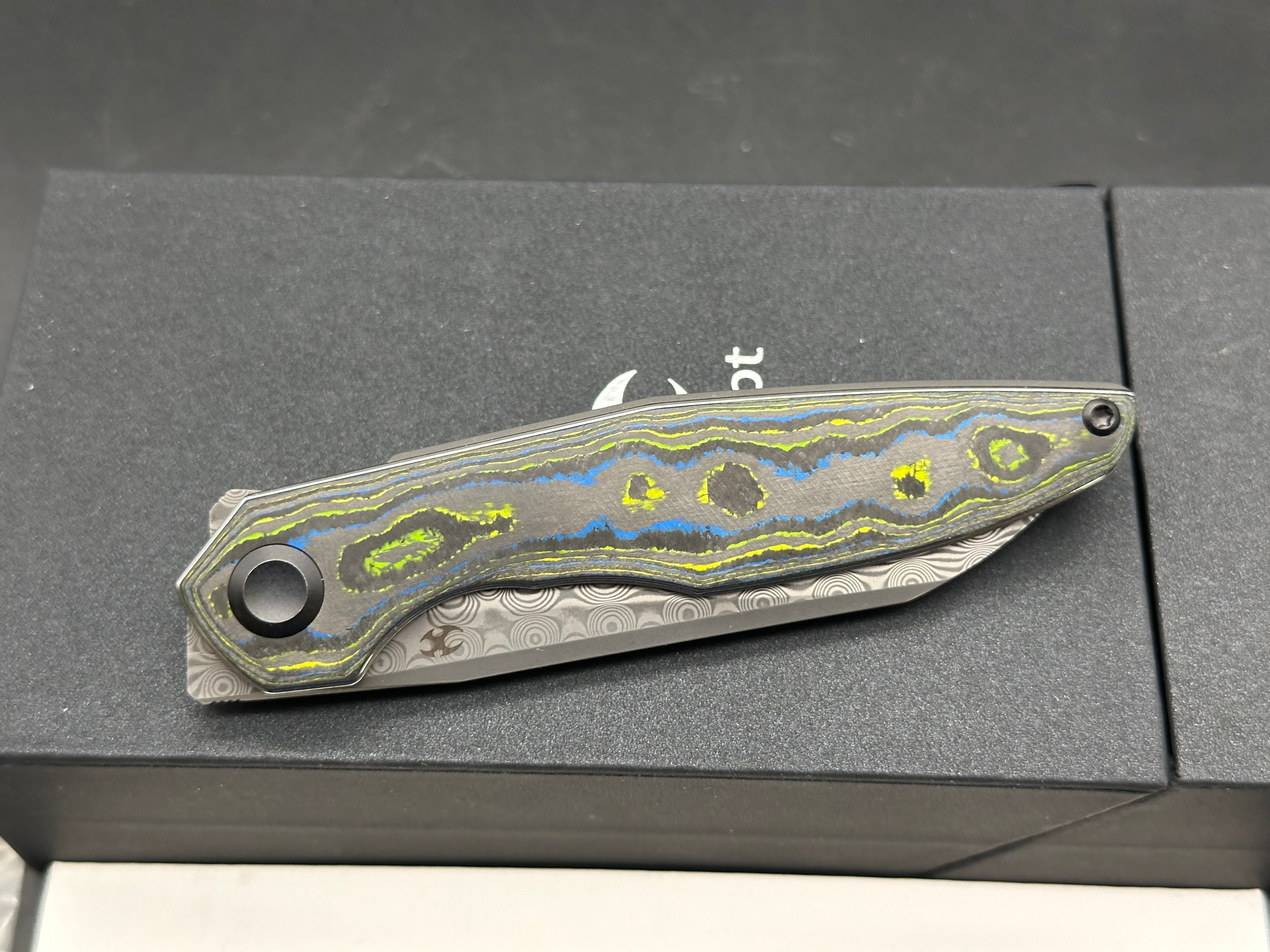 Kansept Halide Damascus Gecko camo carbon