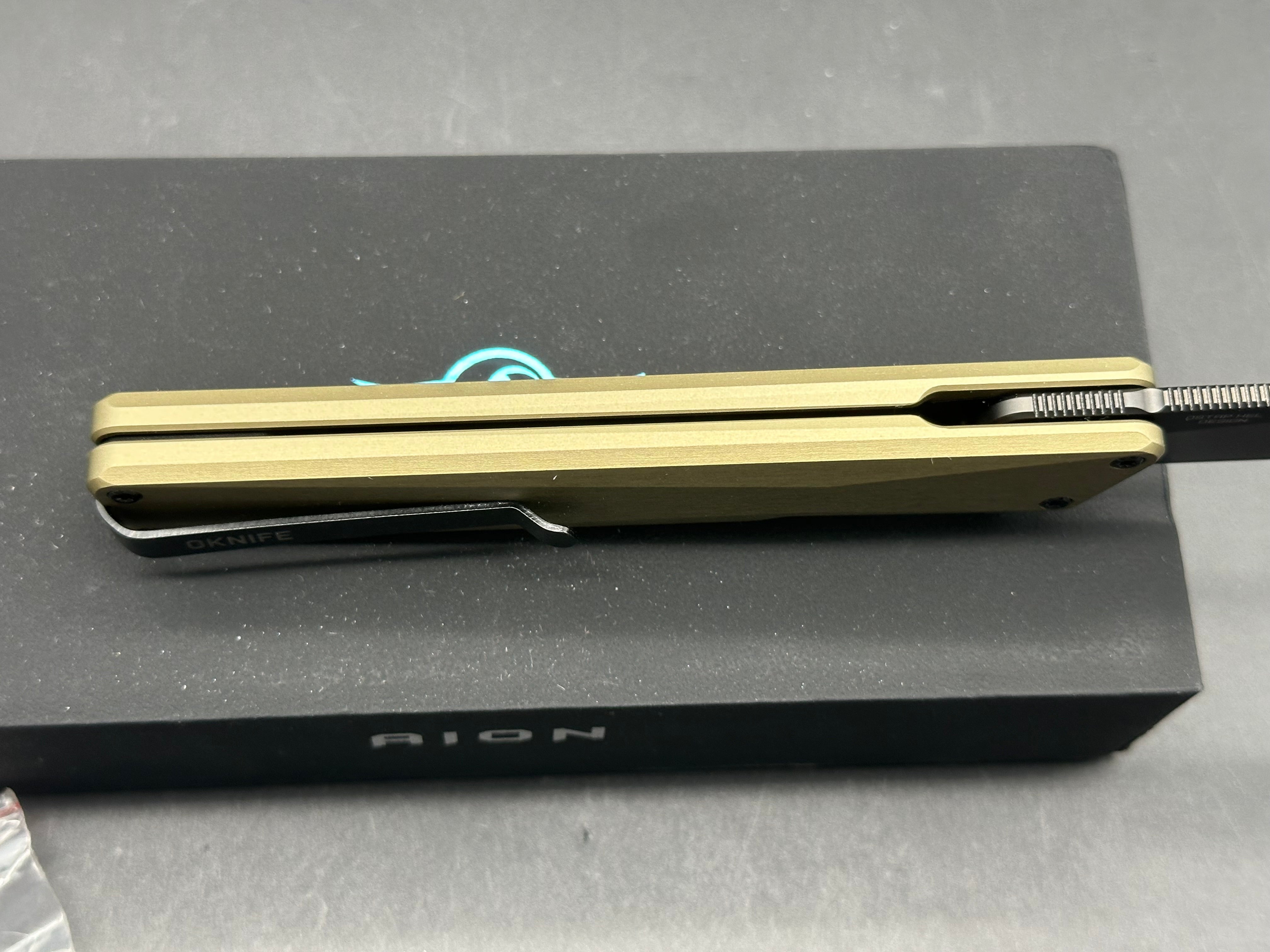 Oknife Arion green OAL aluminum handle / NitroV blade